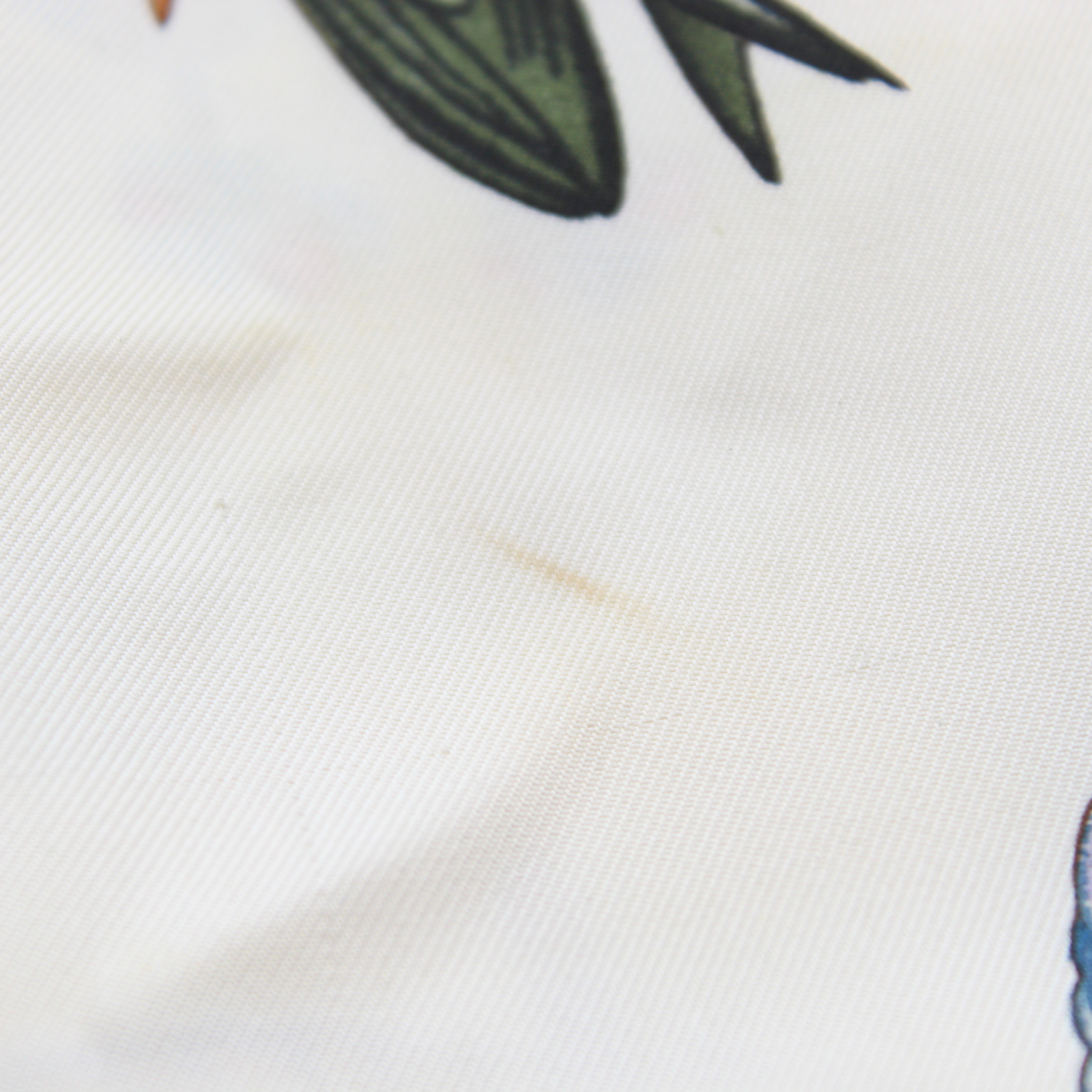 Carre 90 Les Oiseaux du Roy Silk Navy + Multicolor Scarf