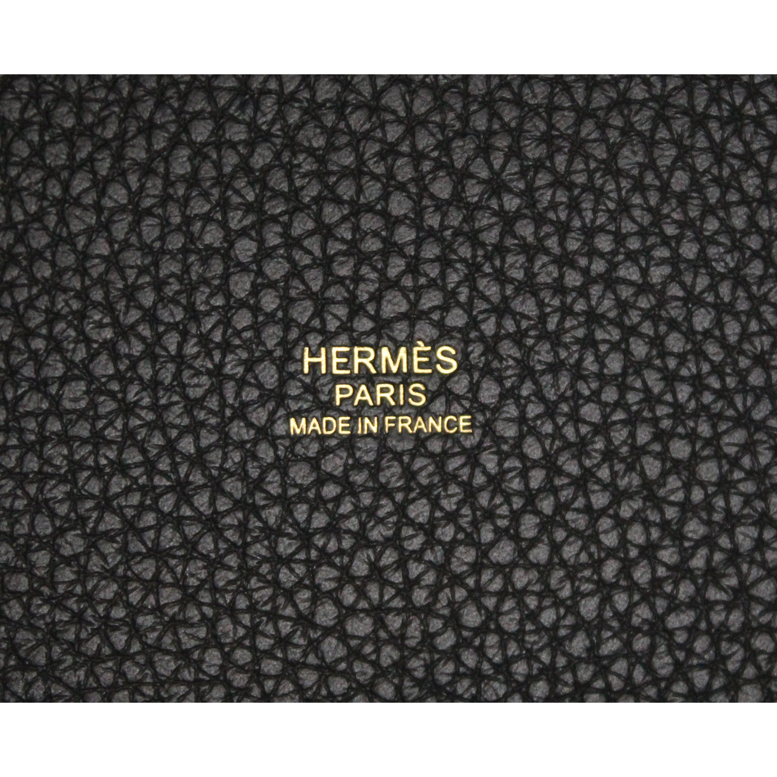 Picotin Lock 18 Taurillon Clemence Black Handbag