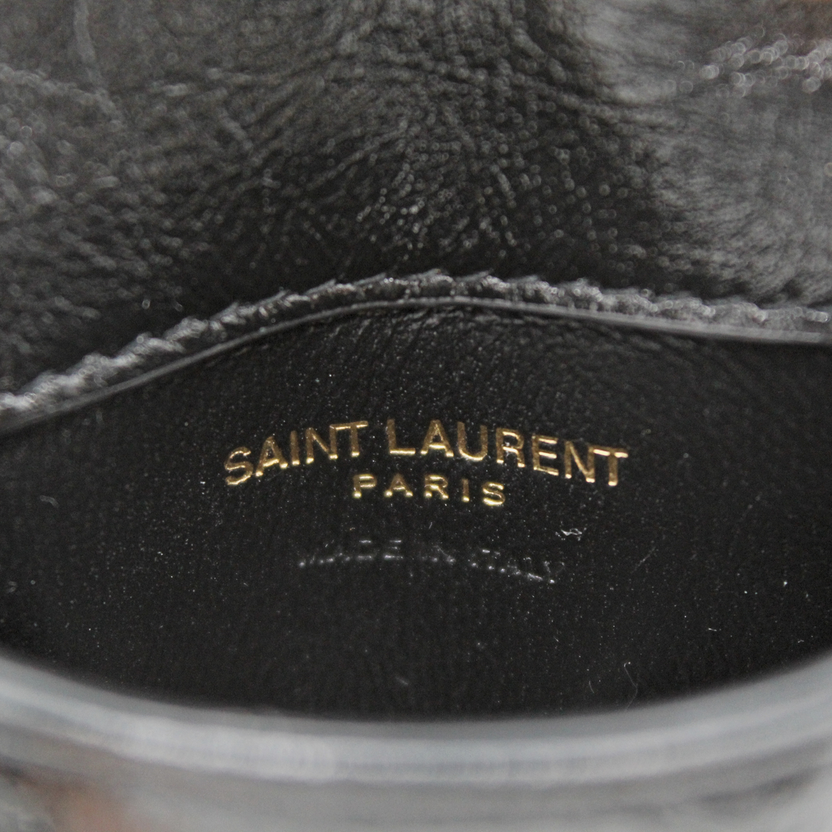 Niki Calf Airpods Case