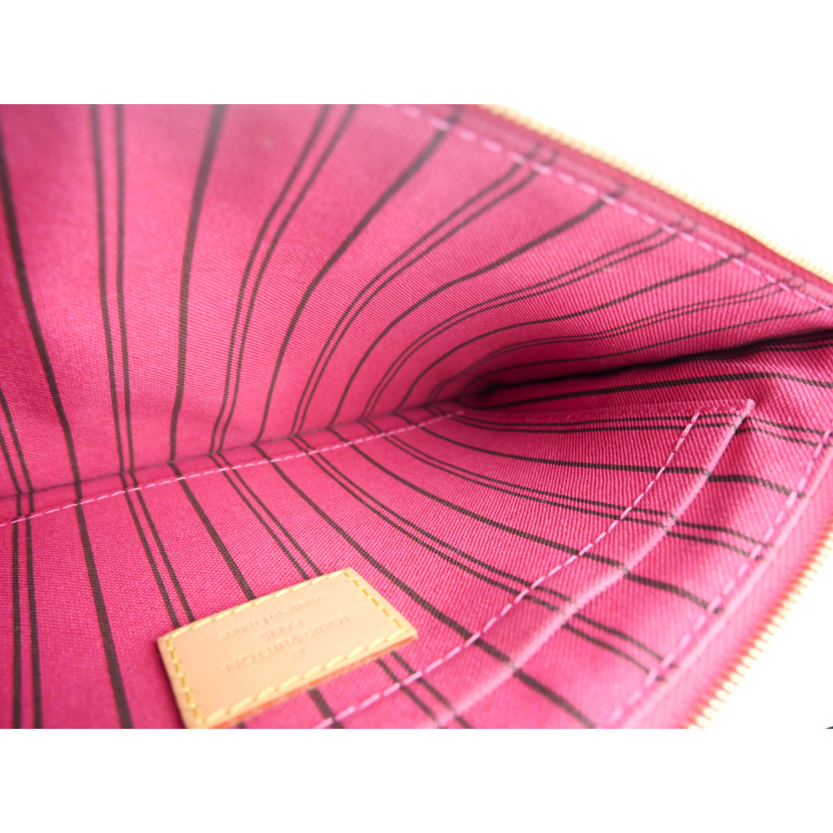 Neverfull Pouch