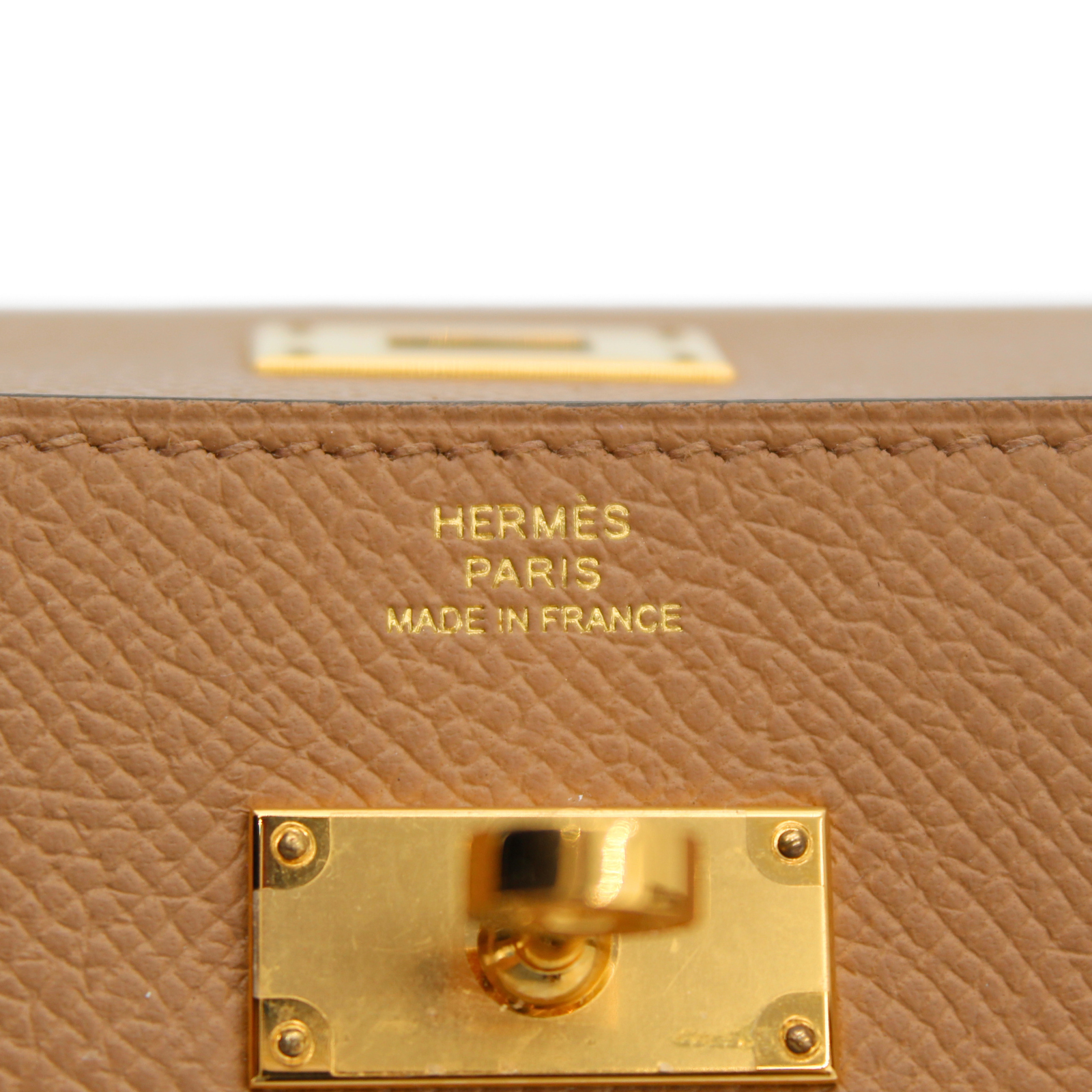 Kelly To Go Verso Epsom Chai Wallet on Chain