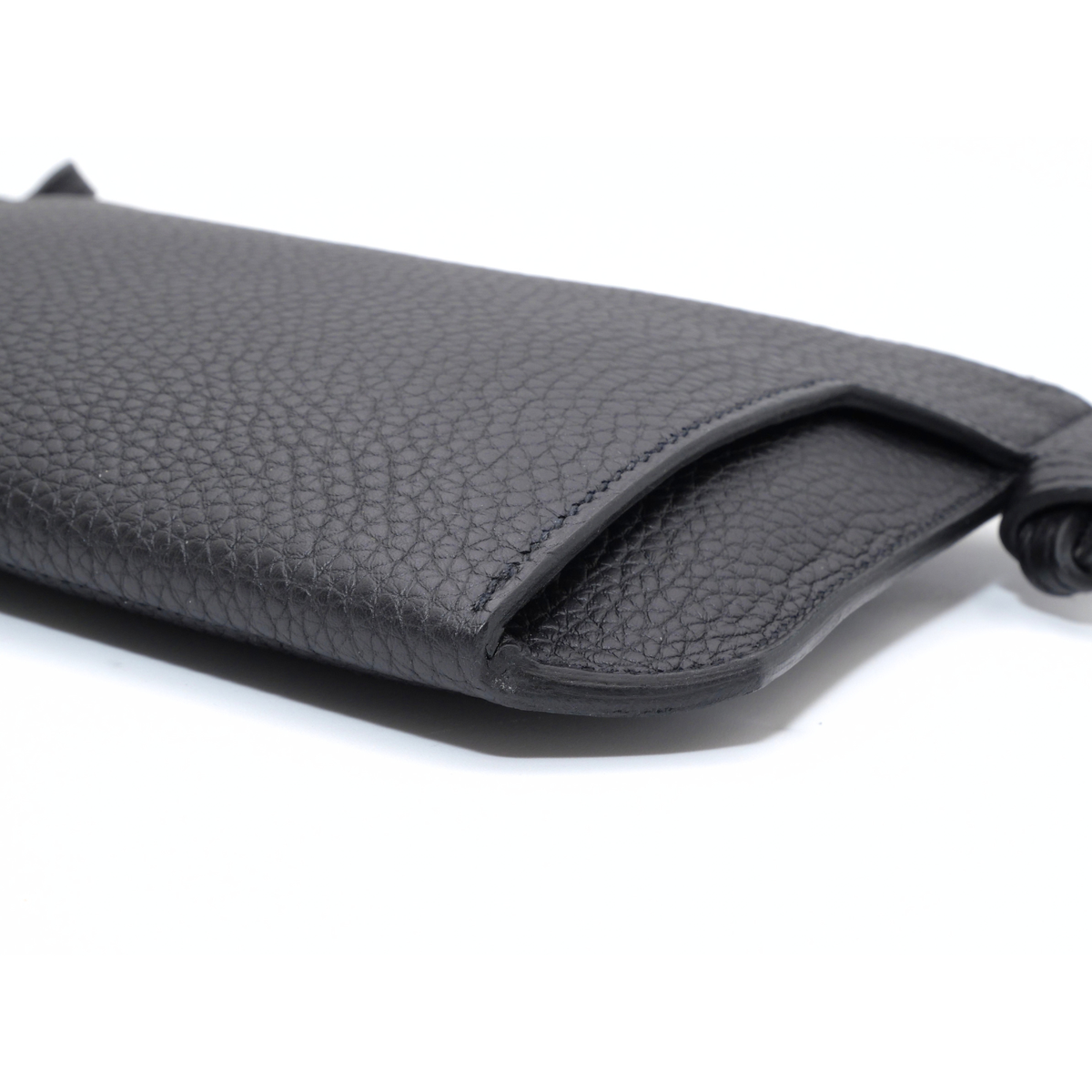 Ultrapla 24 Togo Black Crossbody Bag