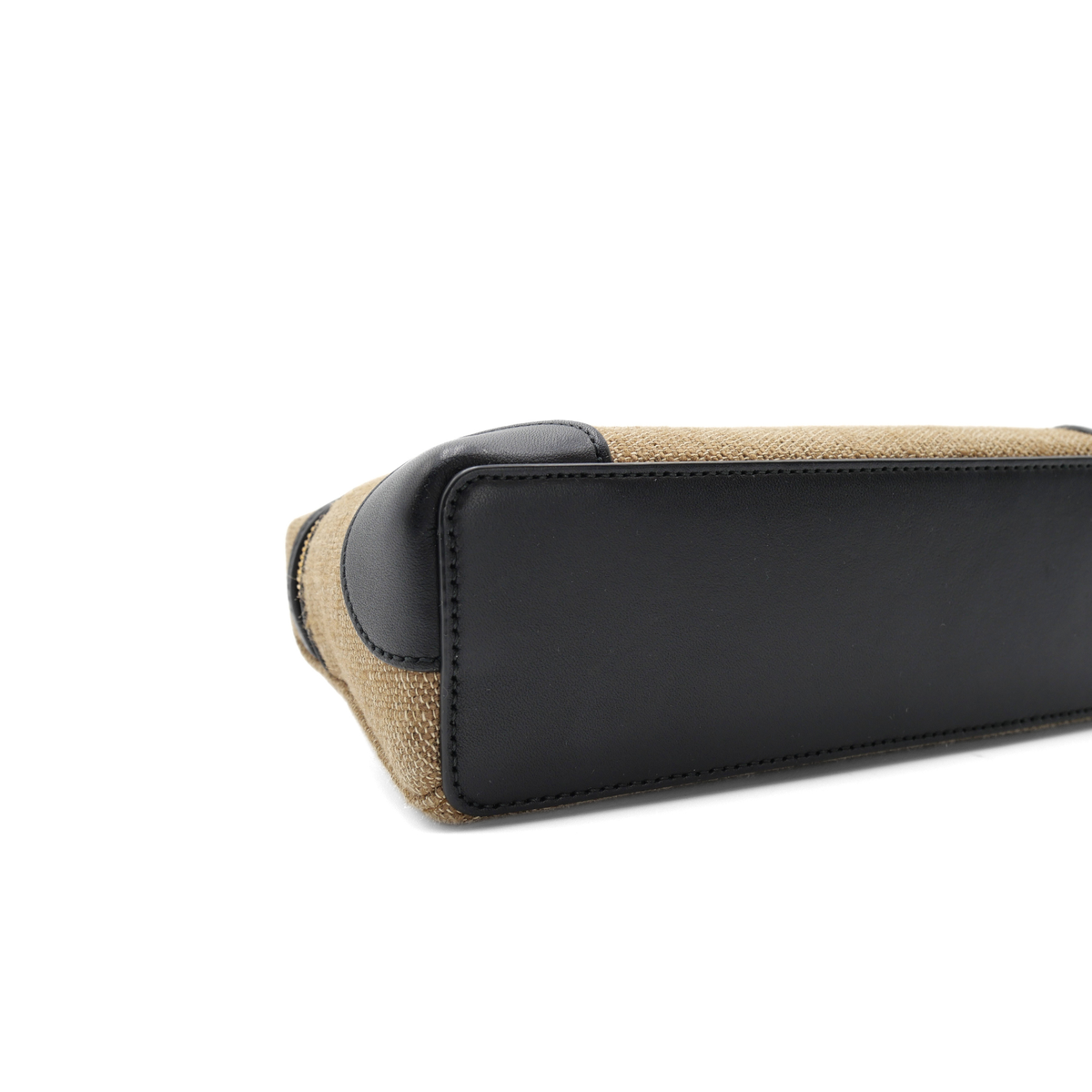 Extra Pocket L19 Canvas Handbag