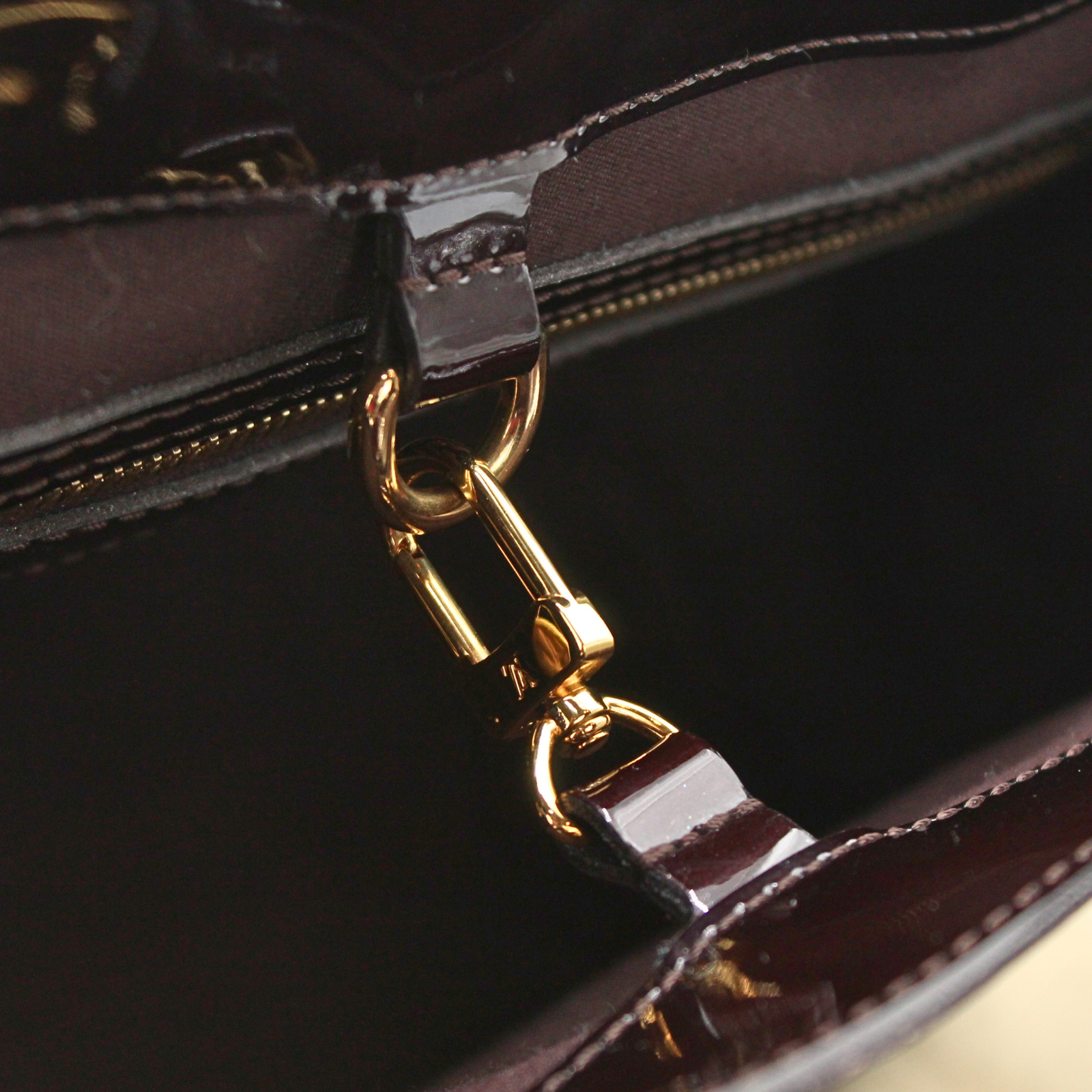 Wilshire PM Vernis Handbag