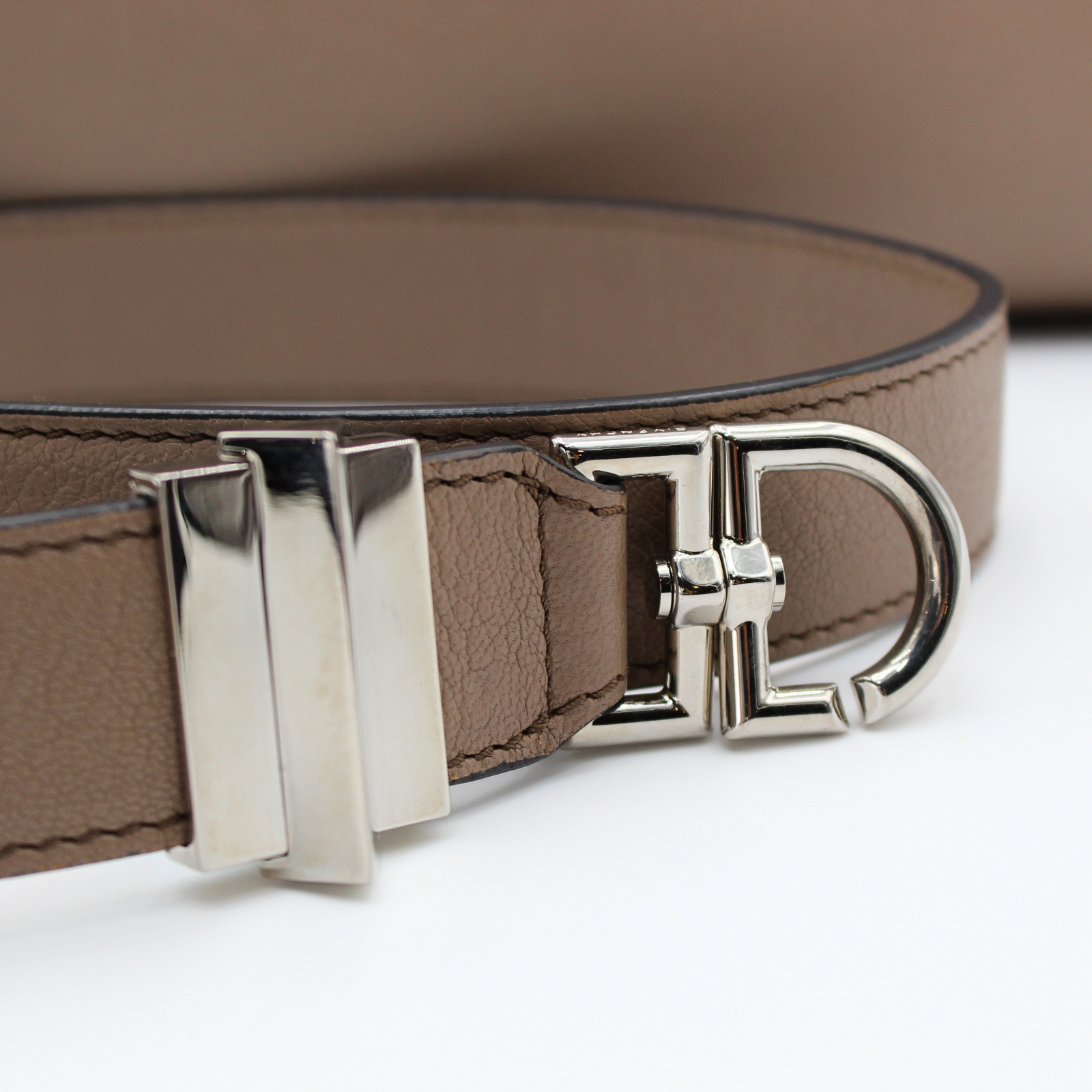 Antigona Medium Goat Handbag