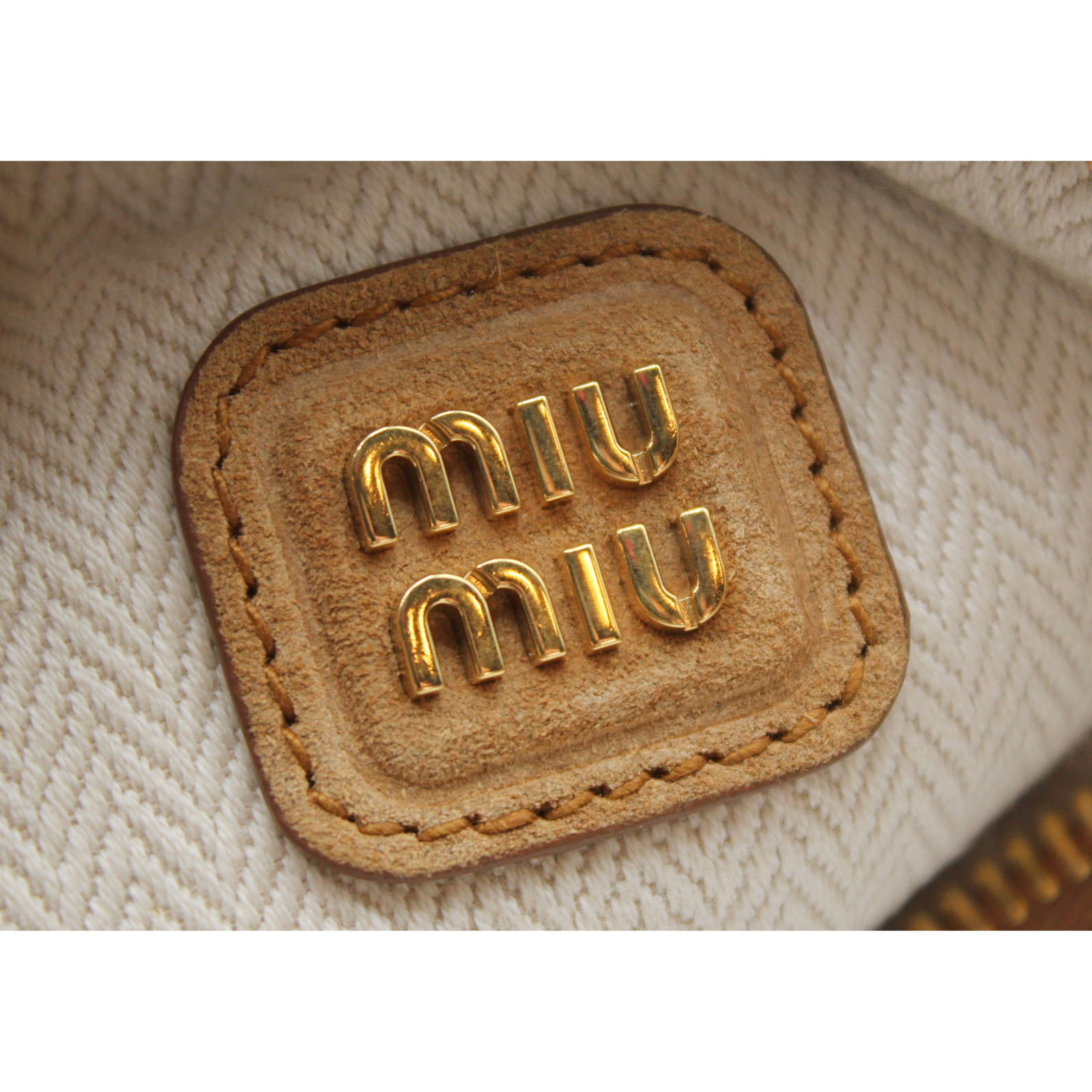 Wander Suede Brown Handbag