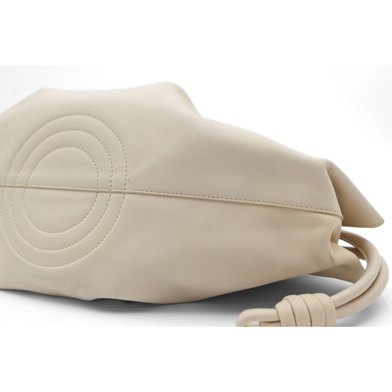 Paseo Lamb Beige Shoulder Bag