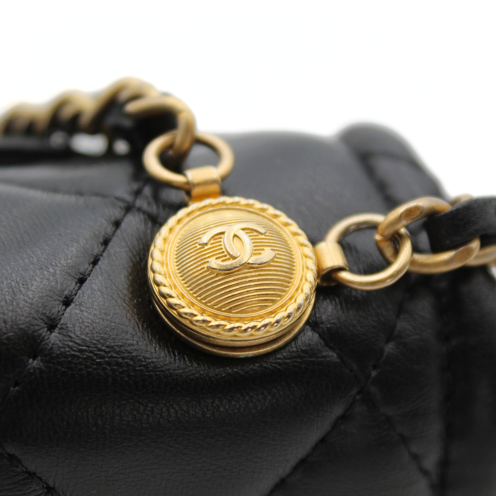 Lamb Black Wallet On Chain