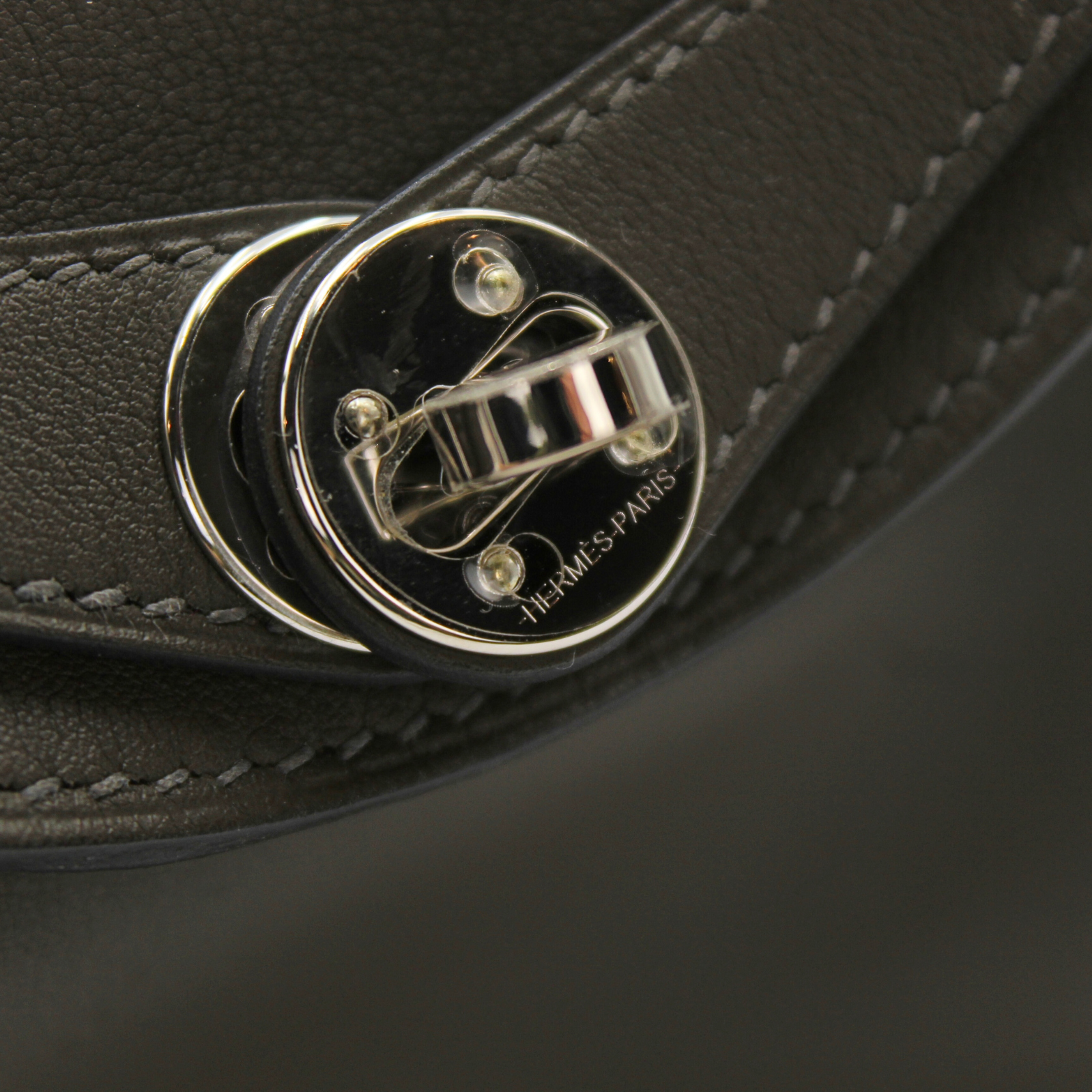Lindy Mini Swift Vert Maquis Shoulder Bag