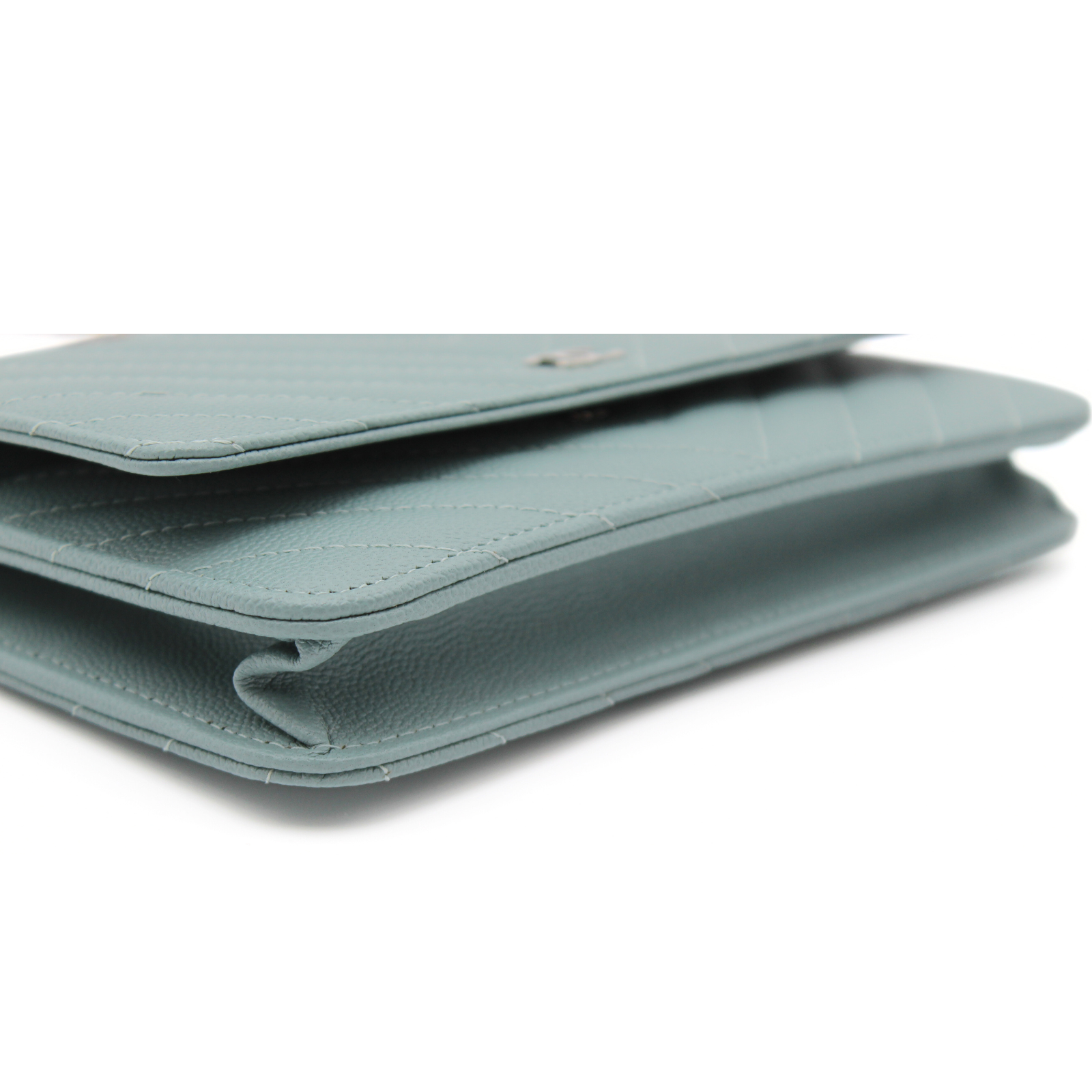 Classic Caviar Blue Wallet on Chain