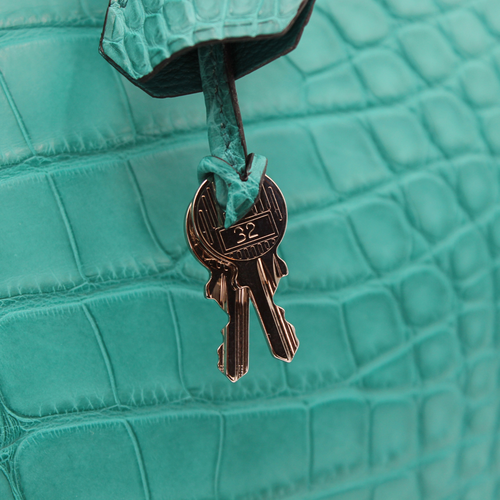 Birkin 30 Matte Alligator Blue Paon