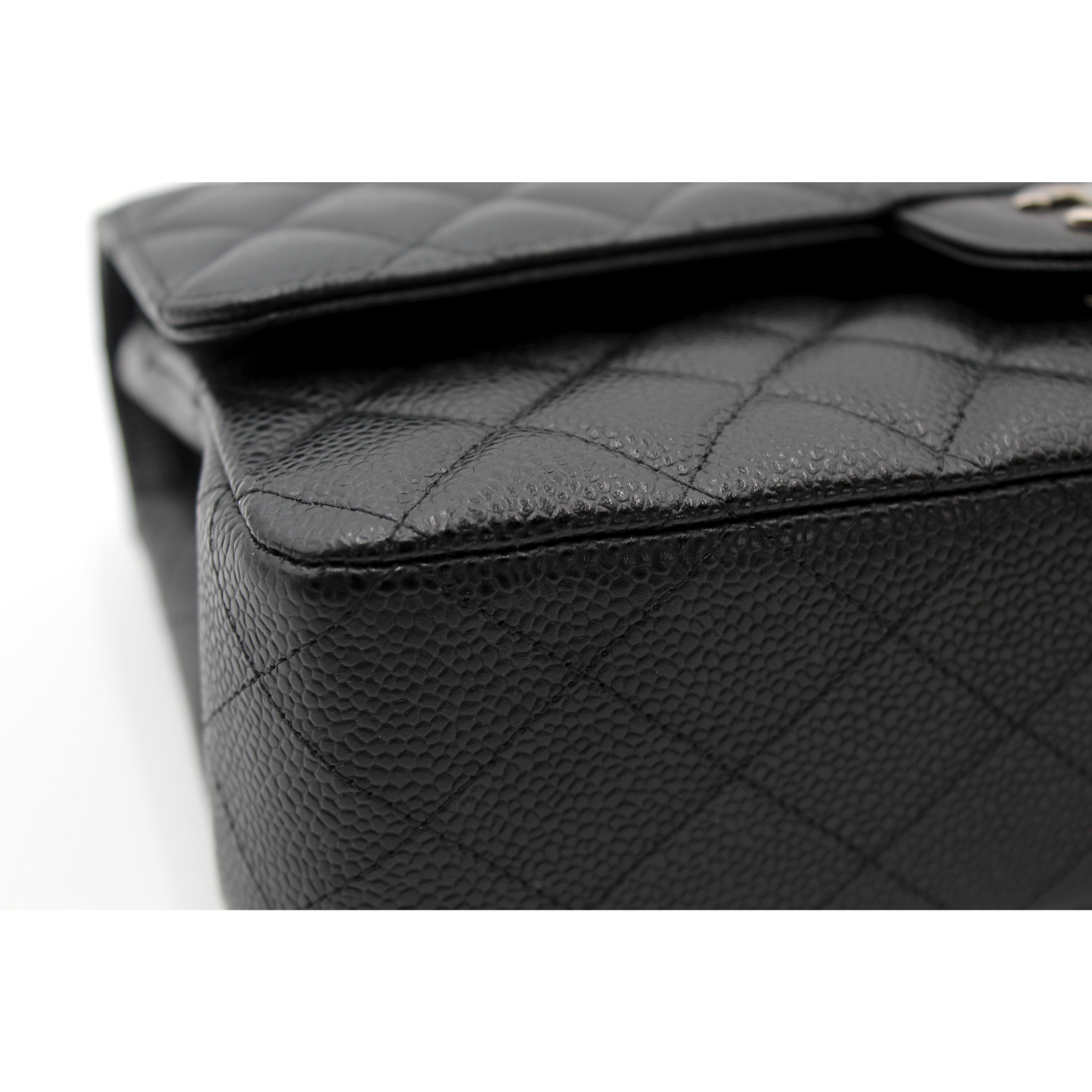 Classic Caviar Black Shoulder Bag