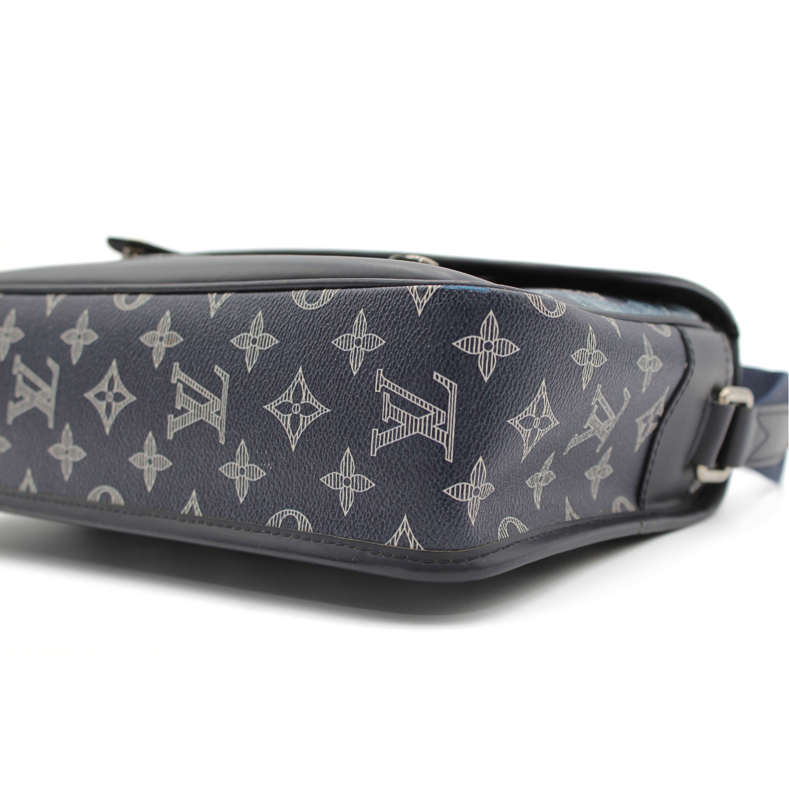 Messenger Monogram Savannah Crossbody Bag