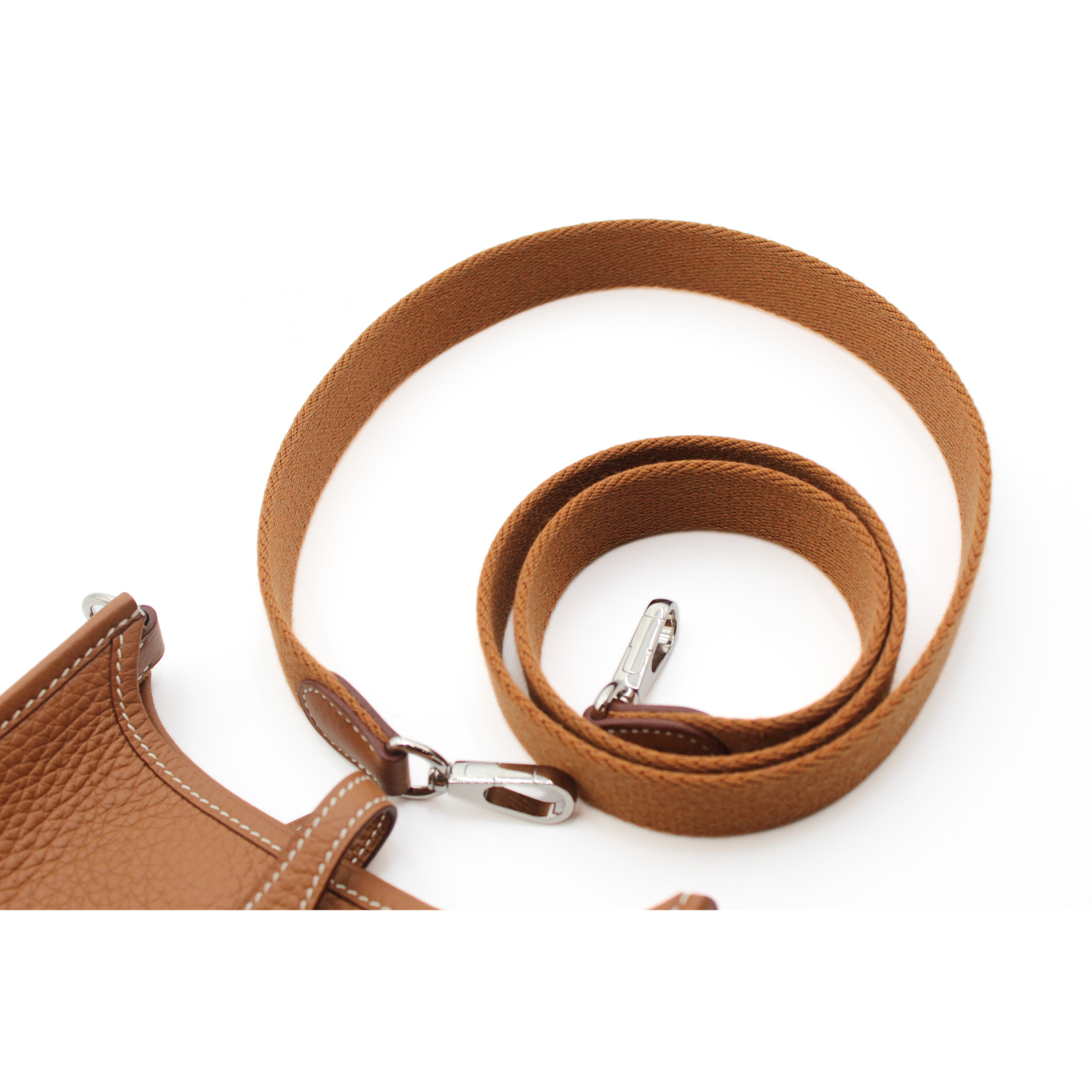 Evelyne Amazone 16 Taurillon Clemence Gold Crossbody Bag