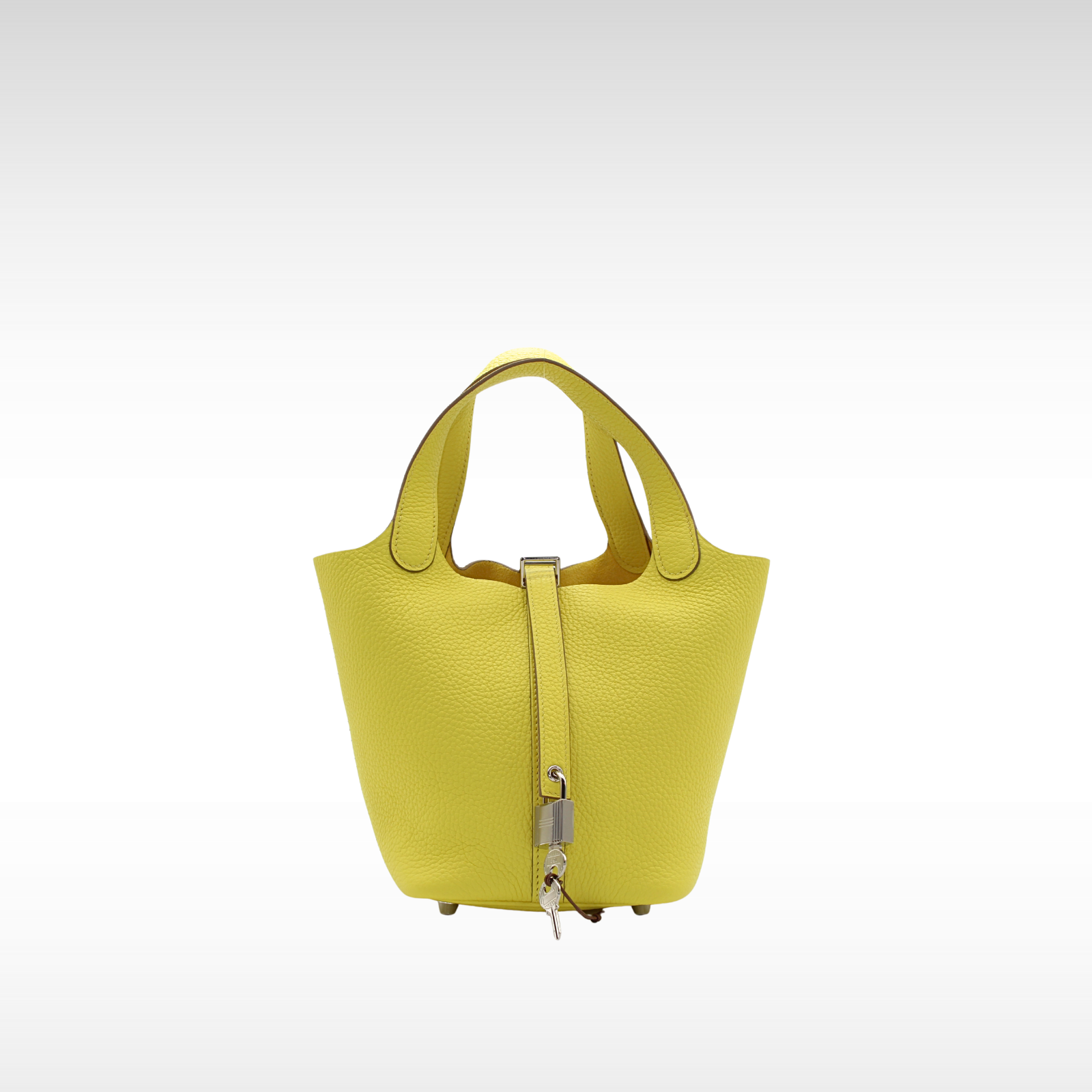Picotin Lock 18 Taurillon Clemence Lime Handbag