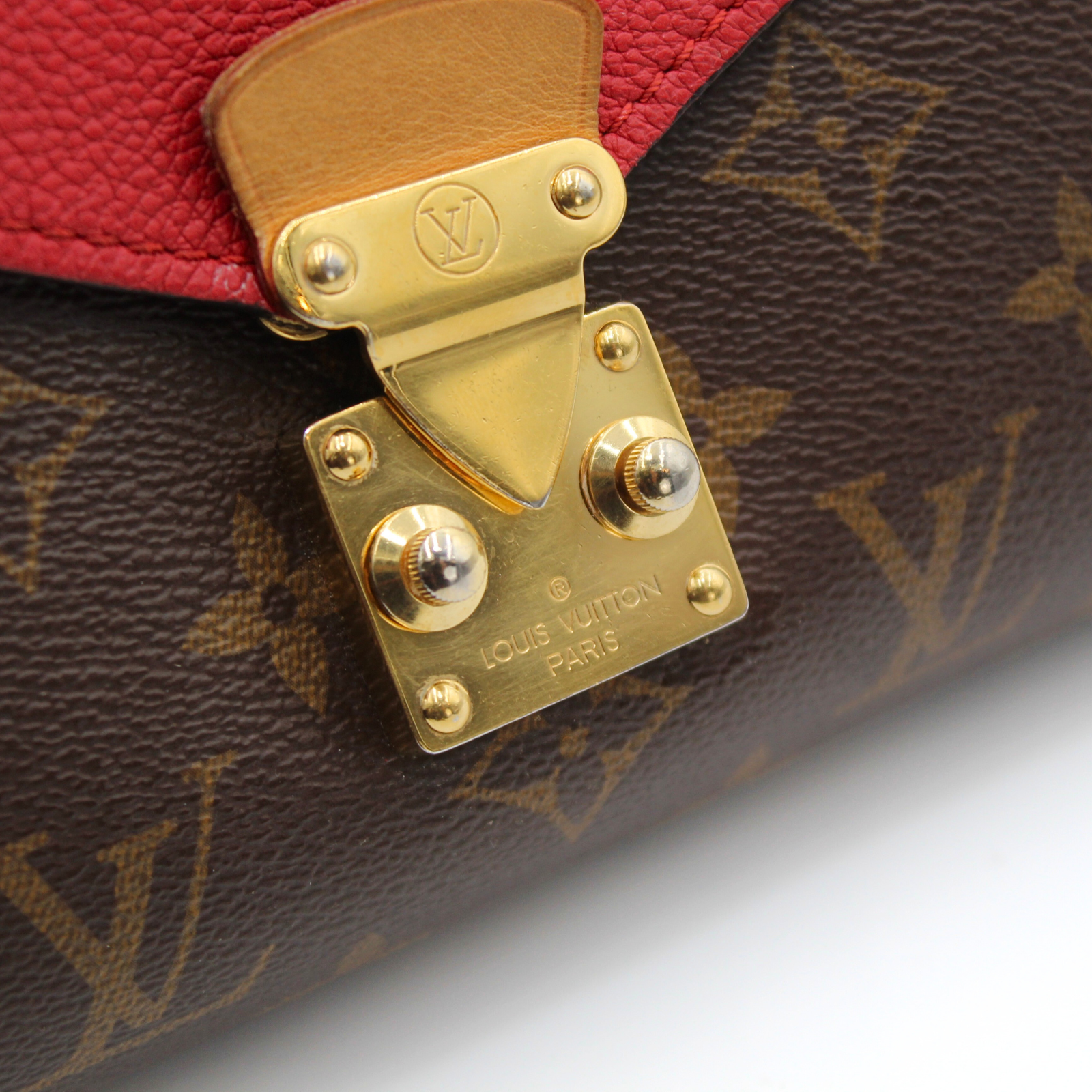 Pallas Chain Monogram Shoulder Bag