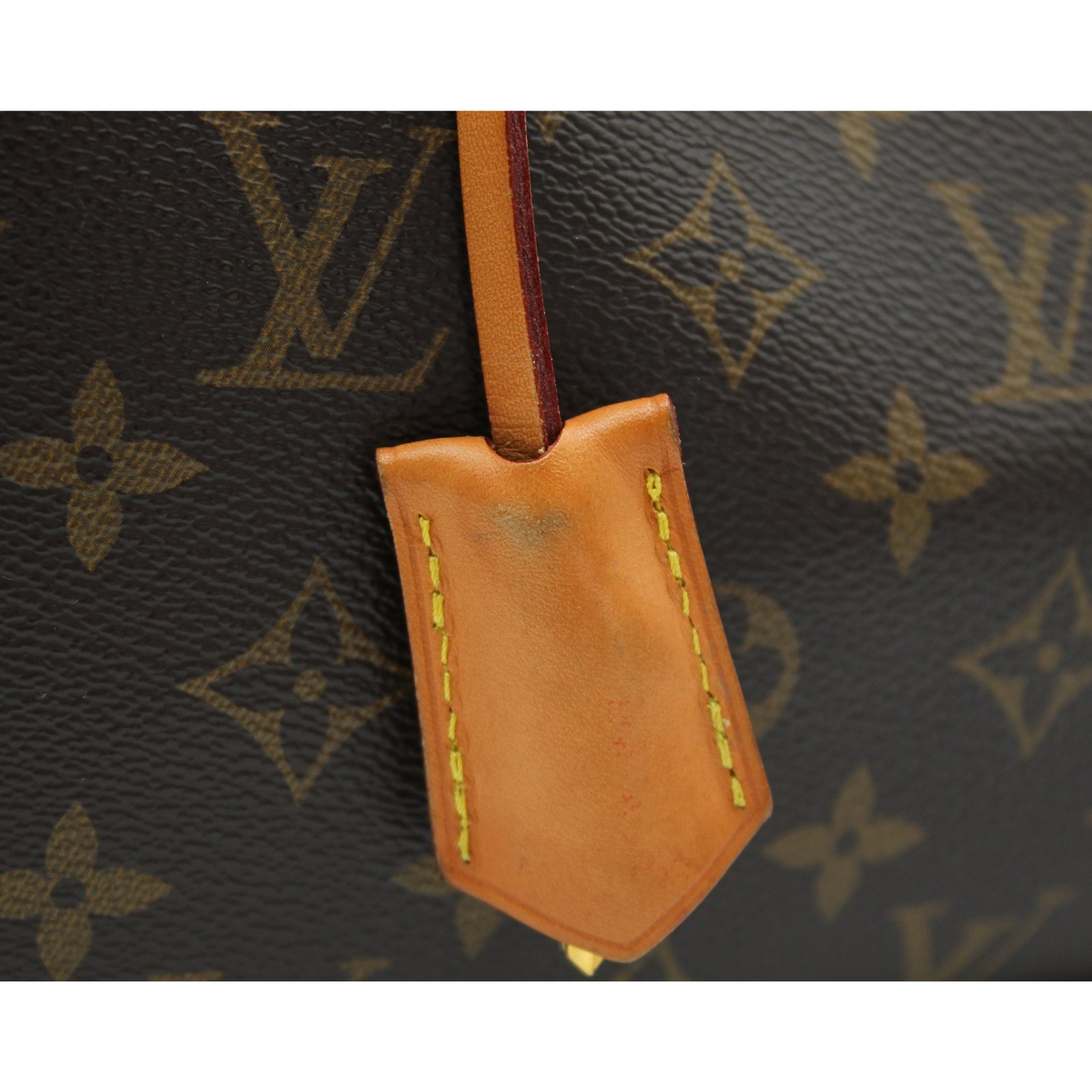 Montaigne MM Monogram Coated Canvas Marron Handbag
