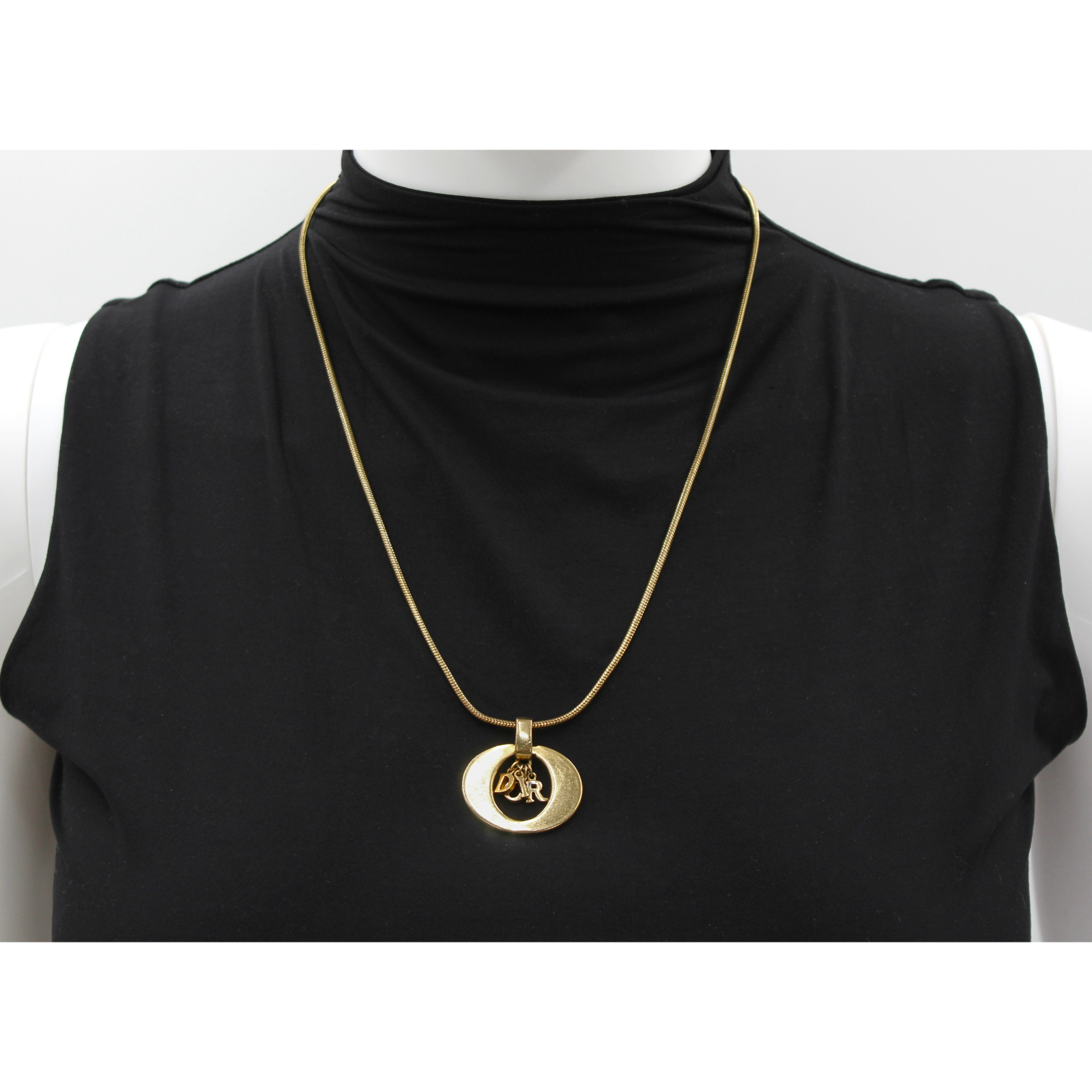 Metal Gold Necklace