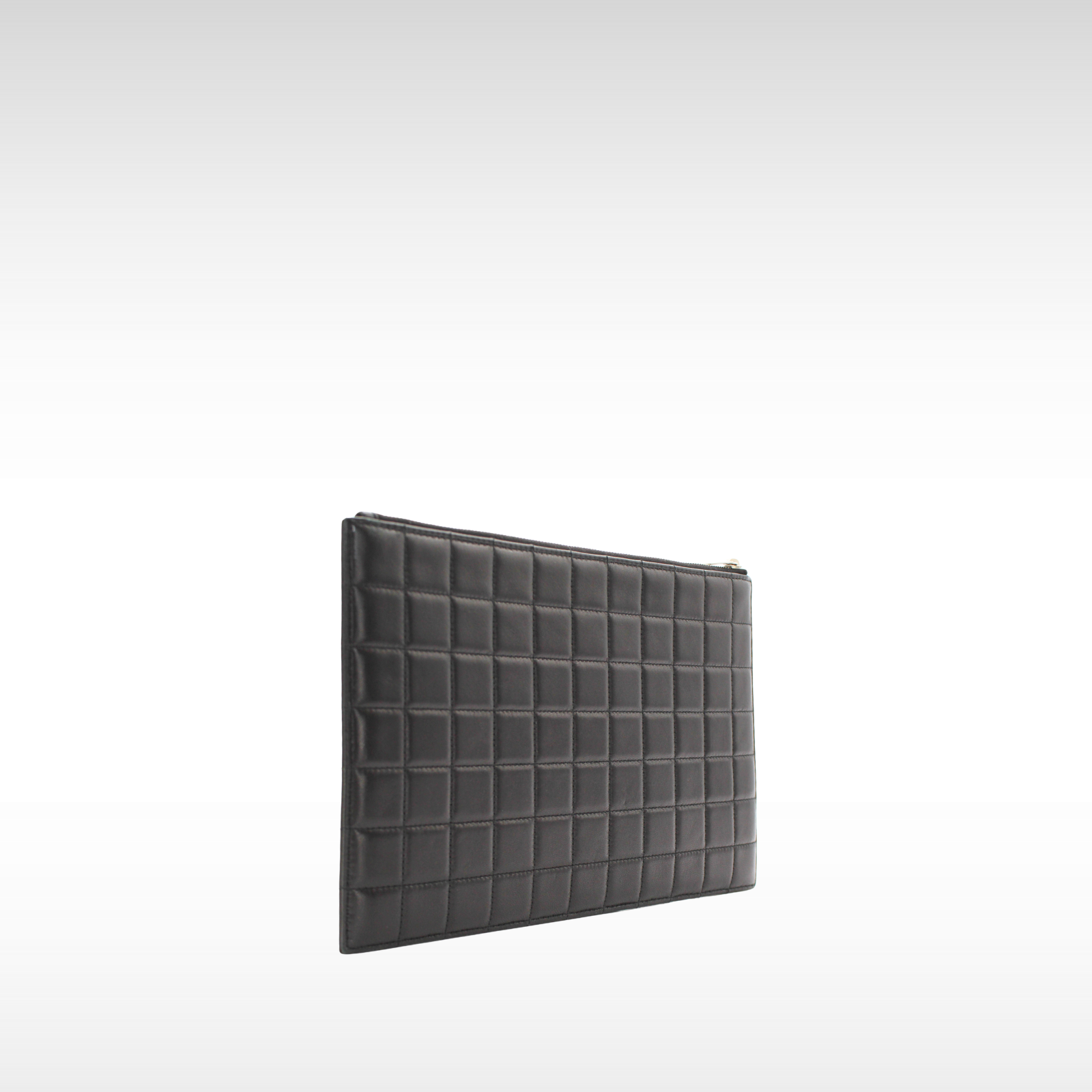 Lamb Black Pouch