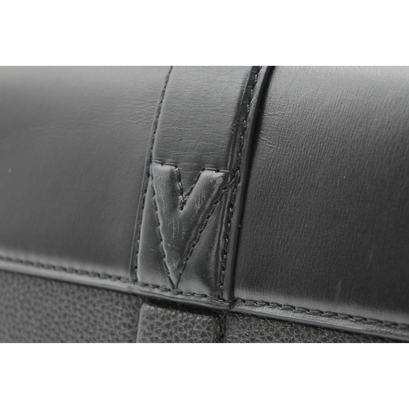 Rose Des Vents PM Calf Black Handbag
