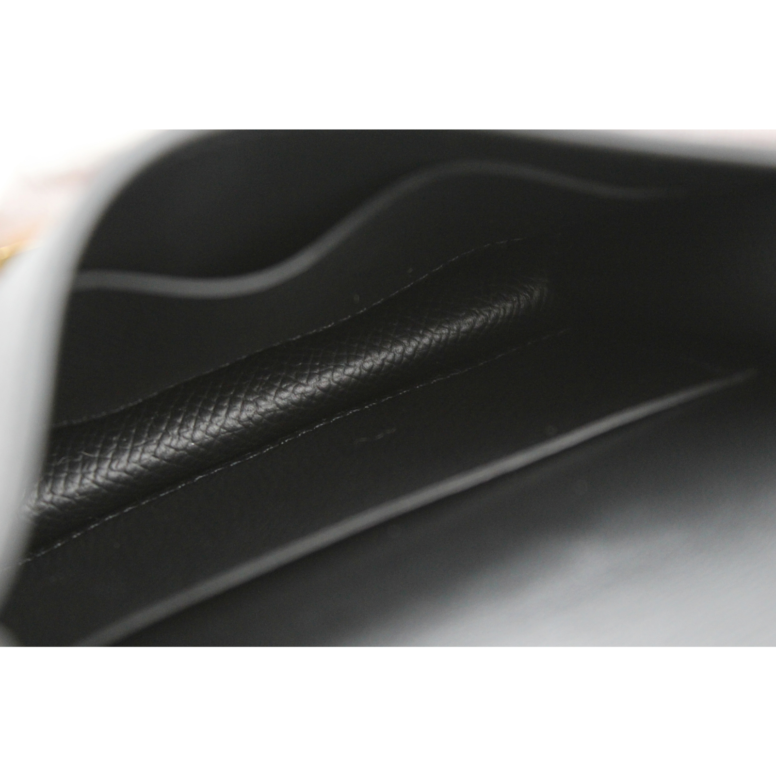 Constance Slim Epsom Black Wallet