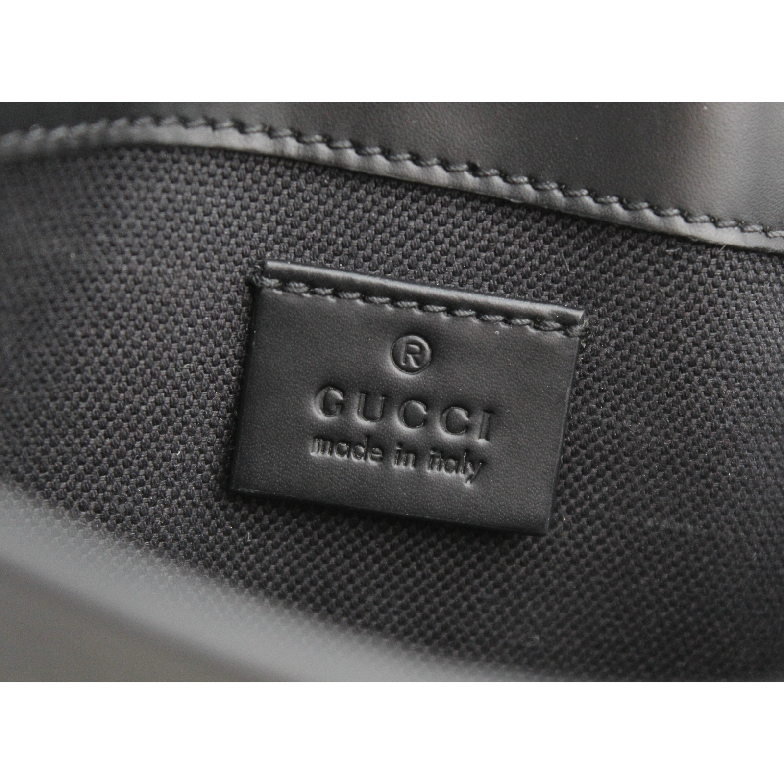 GG-Supreme Coated Canvas Black Belt Bag
