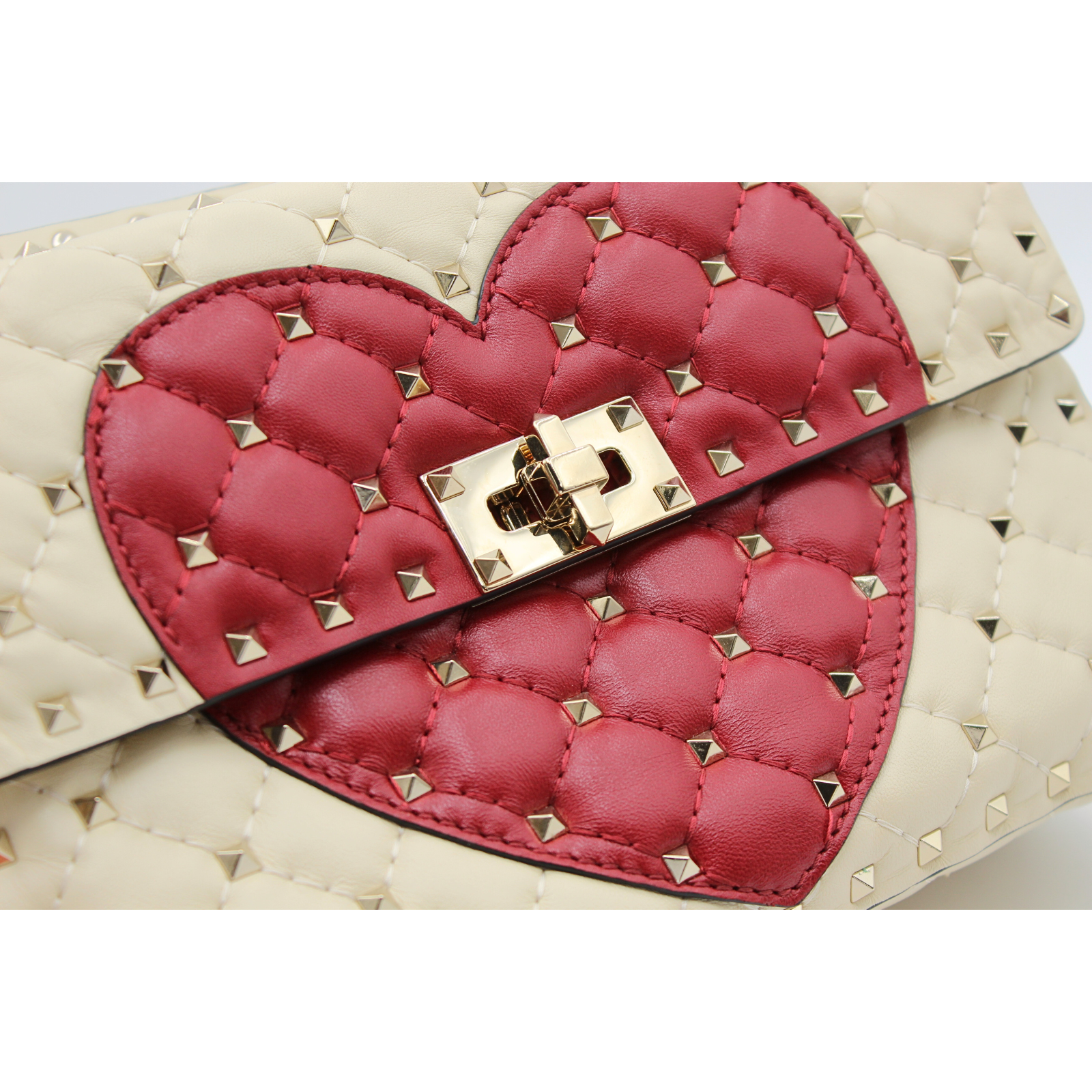 Rockstud Heart Calf White Handbag