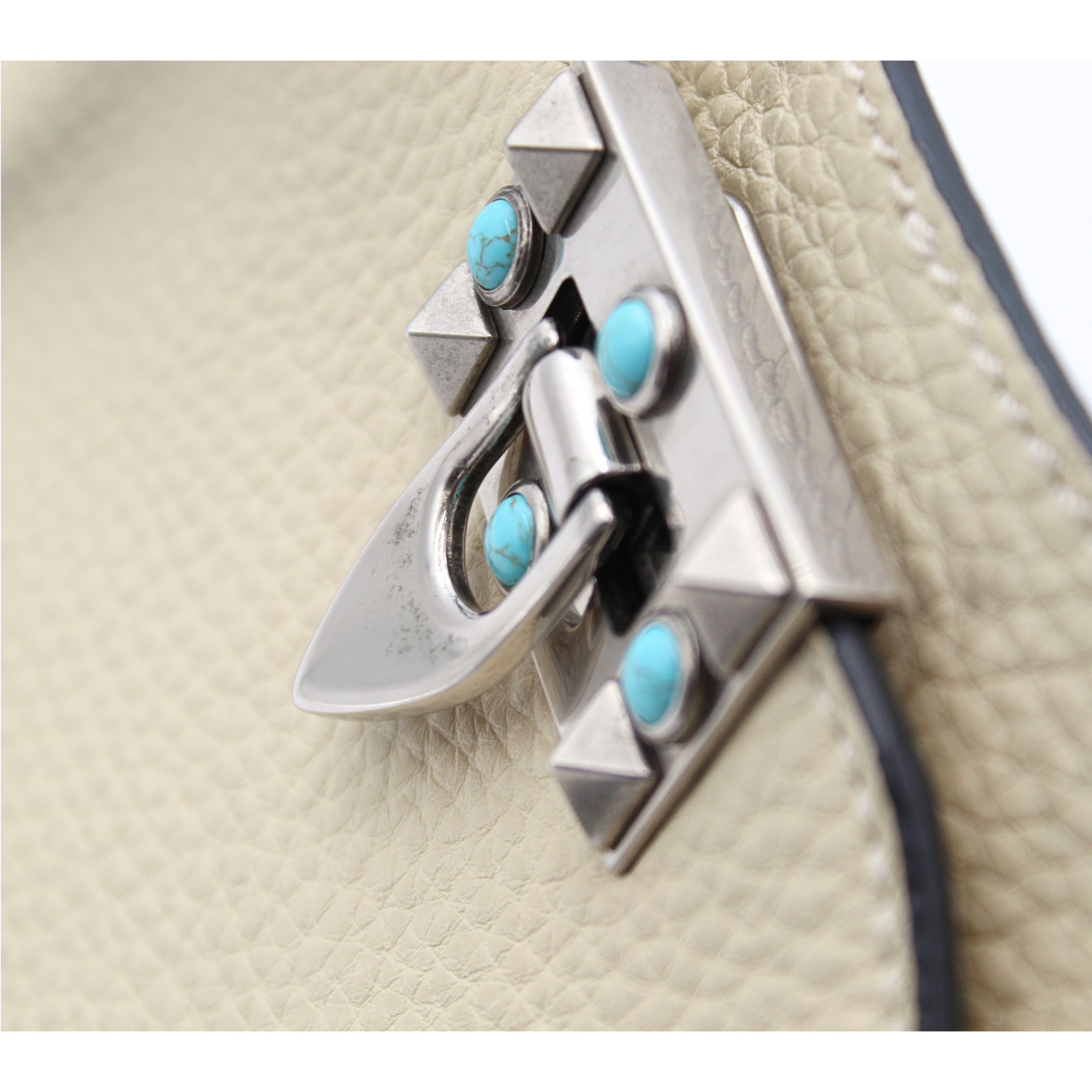 Rockstud Calf White Shoulder Bag