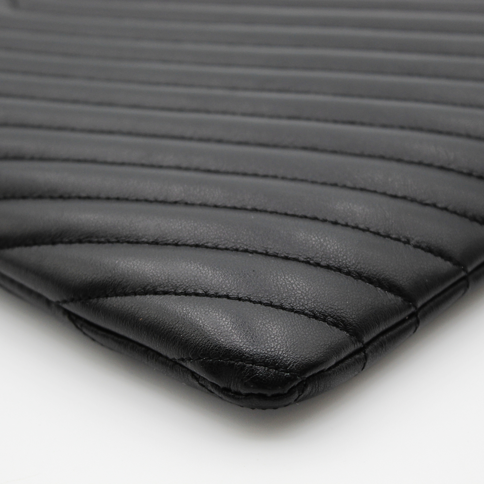 Cassandre Calf Black Pouch