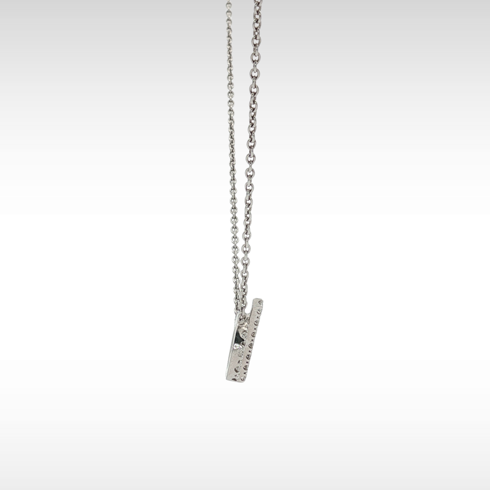 Finesse White Gold Necklace