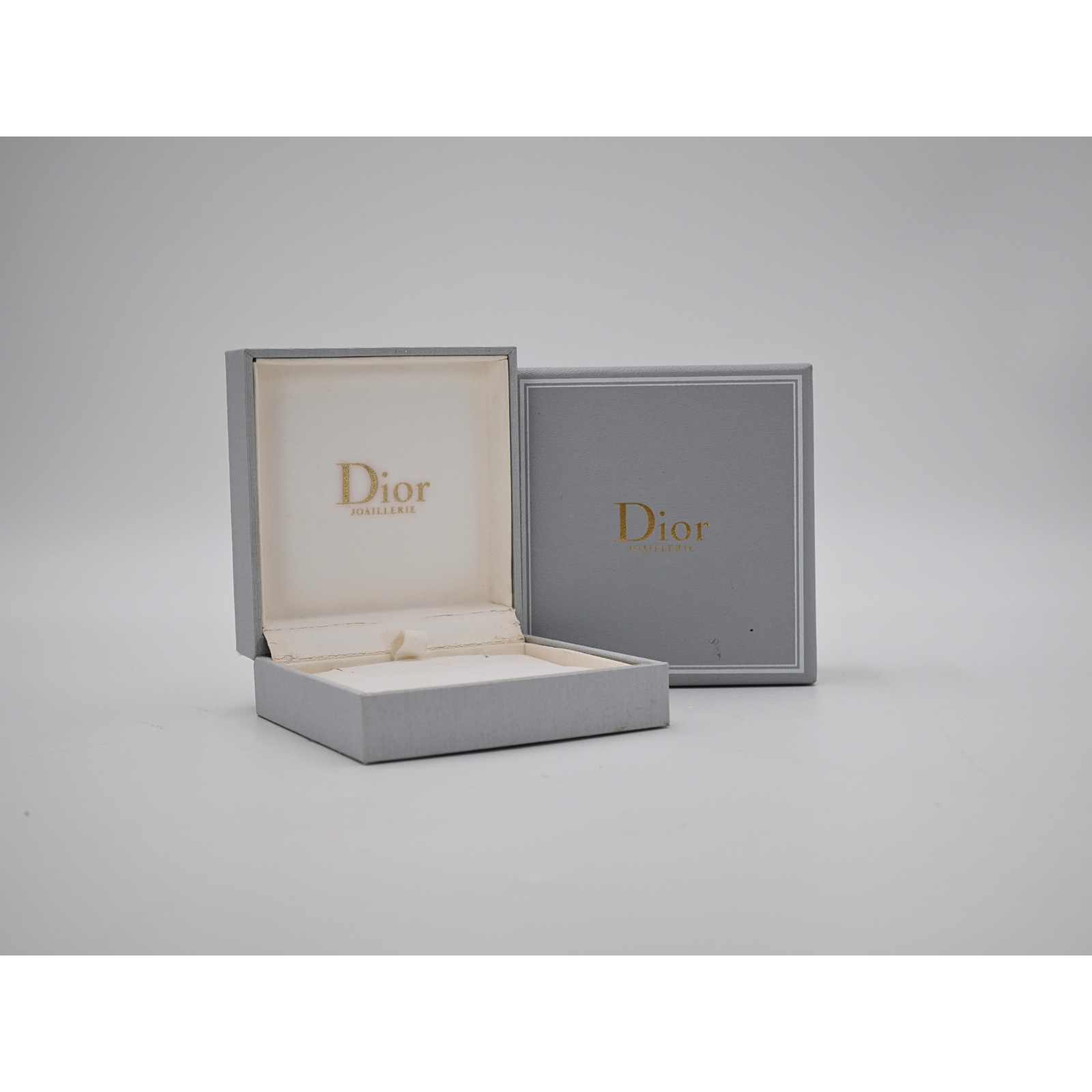 Rose de Vents Rose Gold Necklace