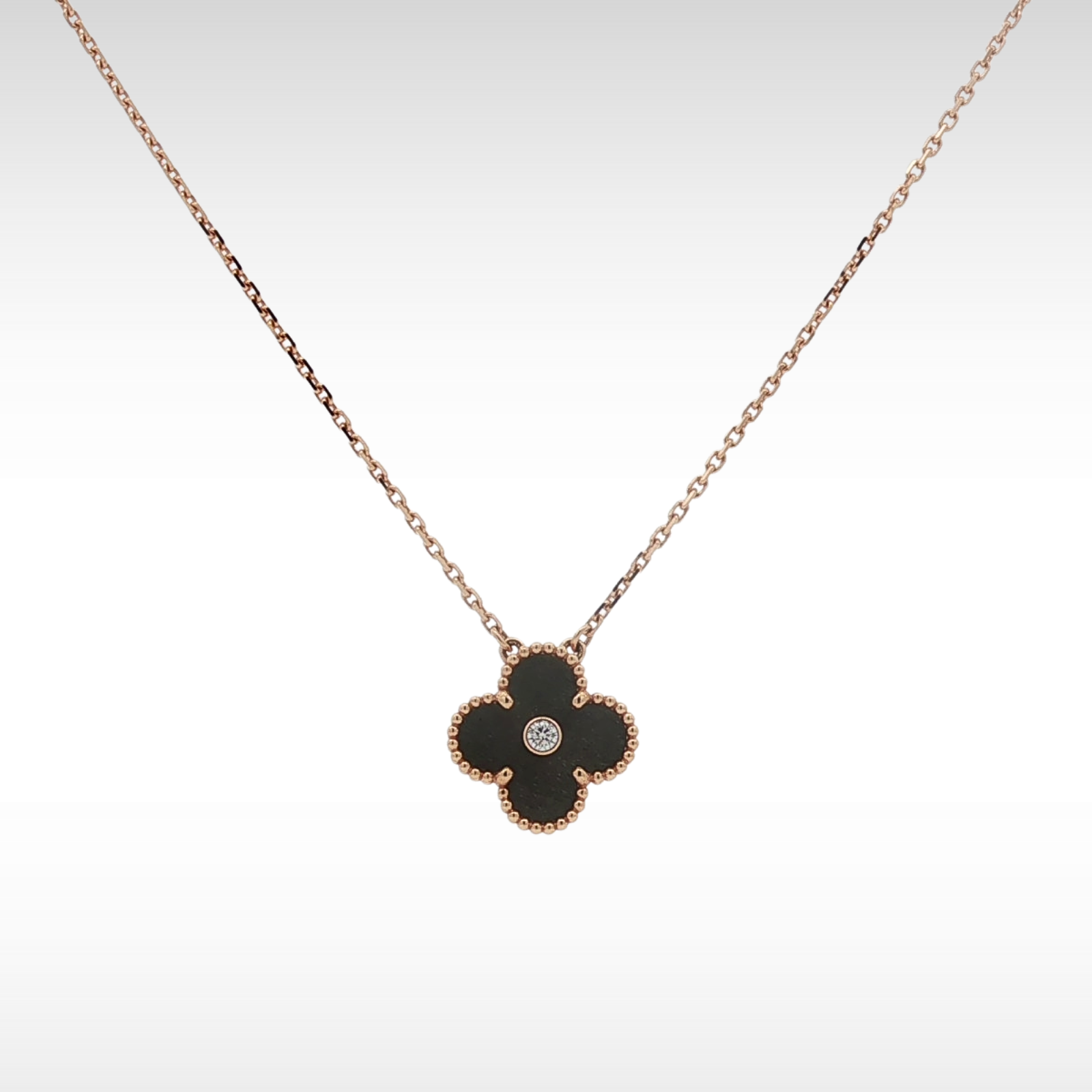 2023 Holiday Vintage Alhambra Necklace