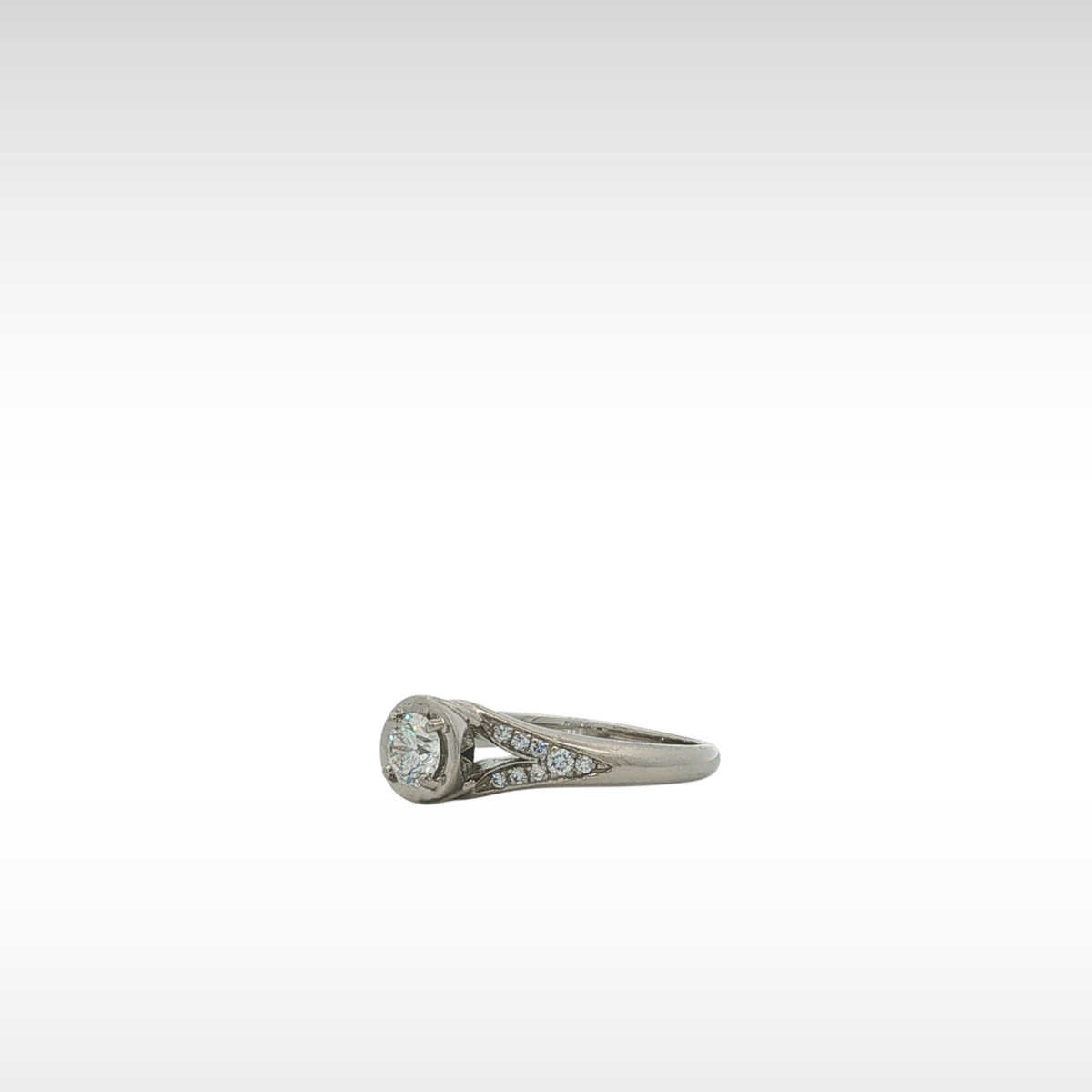 Incontro d'Amore Platinum Ring 5.25/50