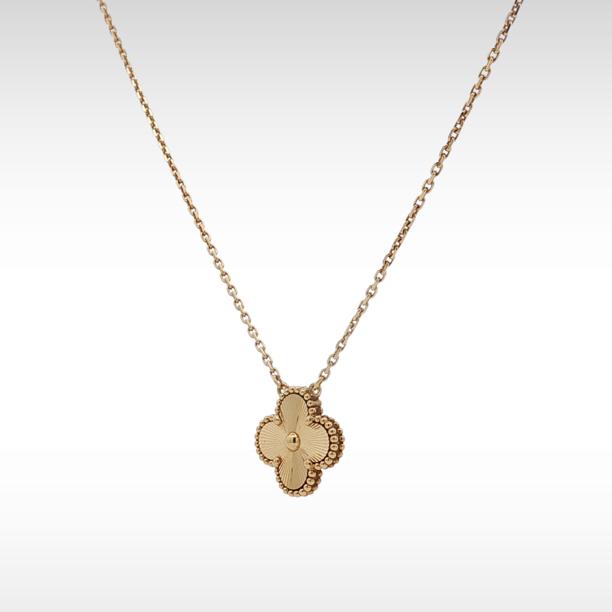 Vintage Alhambra Pendant VCARP4KL00 Yellow Gold