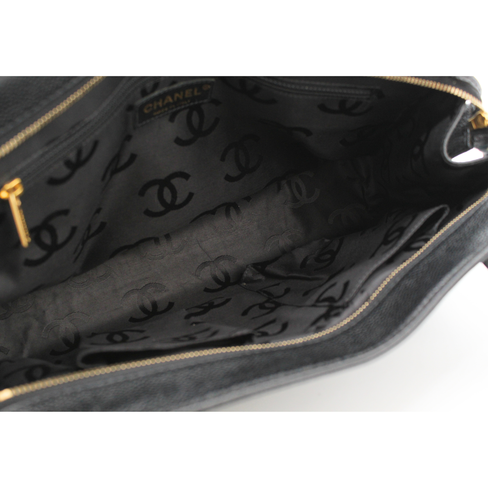 Caviar Black Shoulder Bag