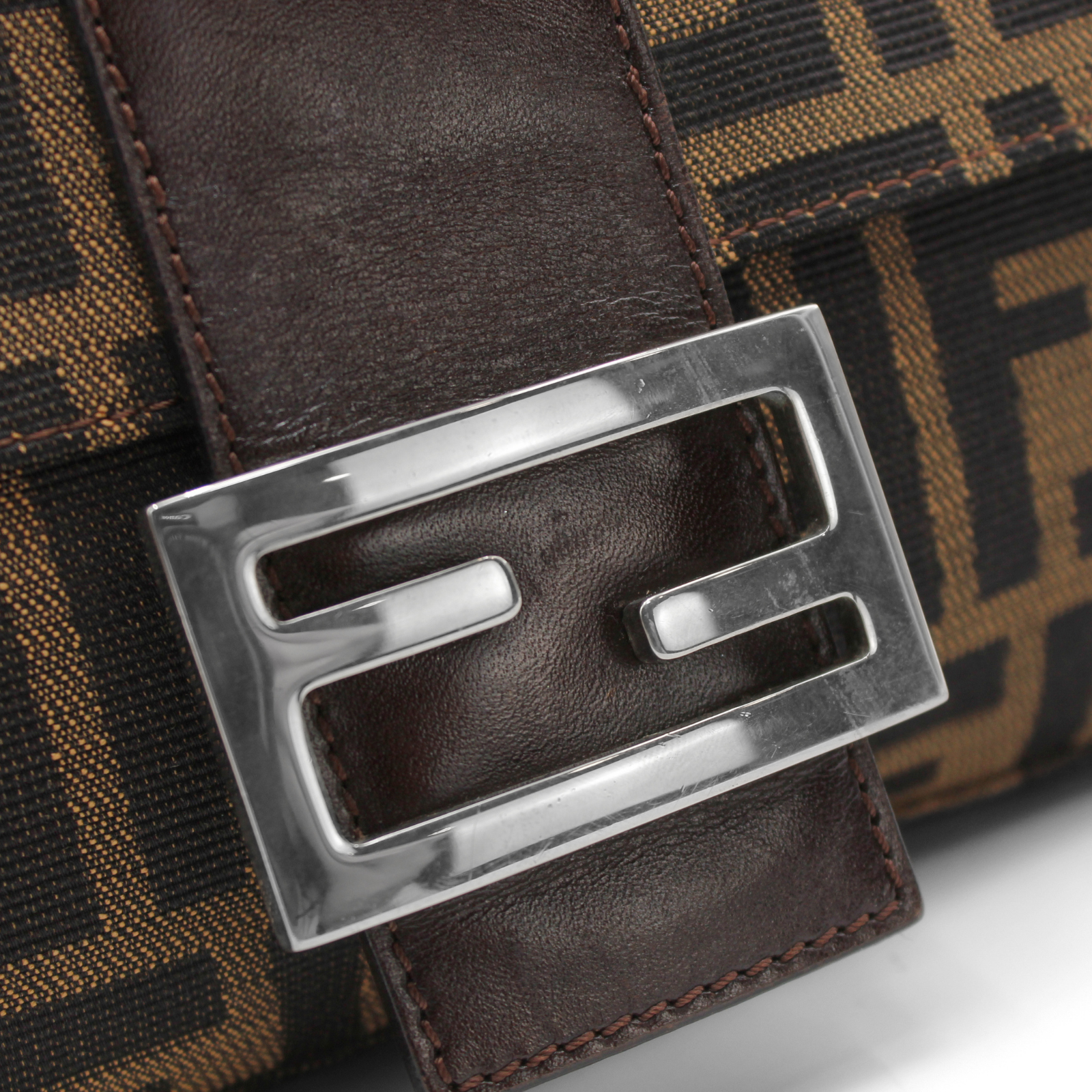 Baguette Zucca Canvas Khaki Shoulder Bag
