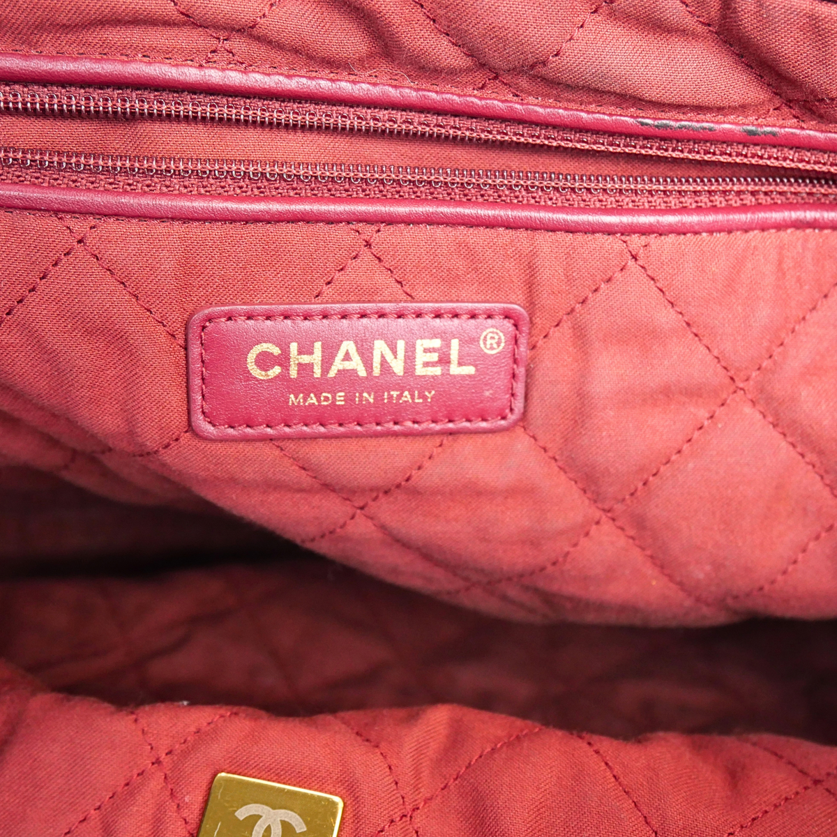 Chanel 22 Calf Burgundy Shoulder Bag