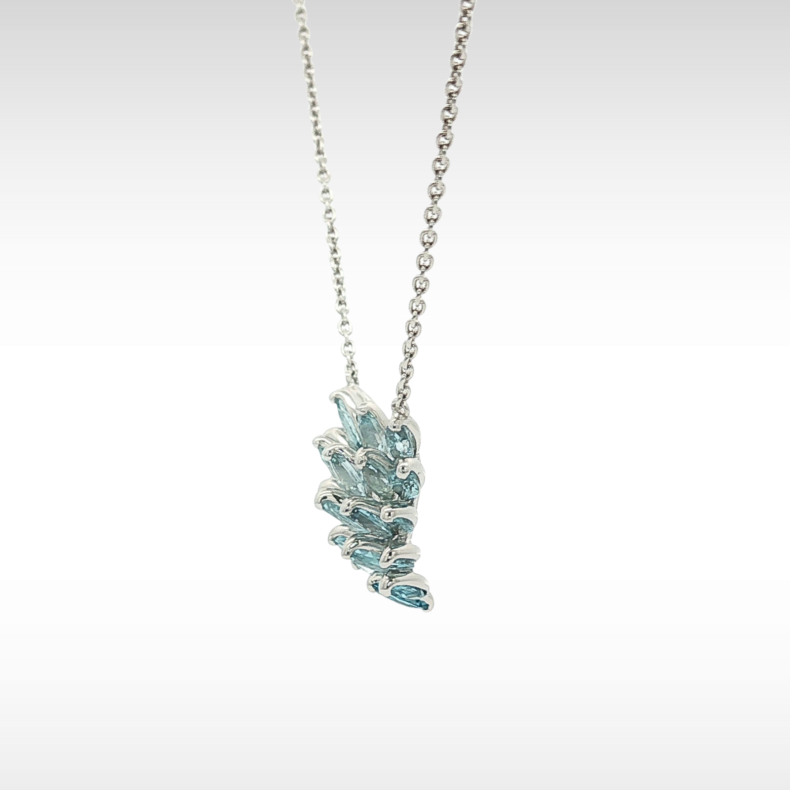 Aquamarine 2.58ct Neckrace