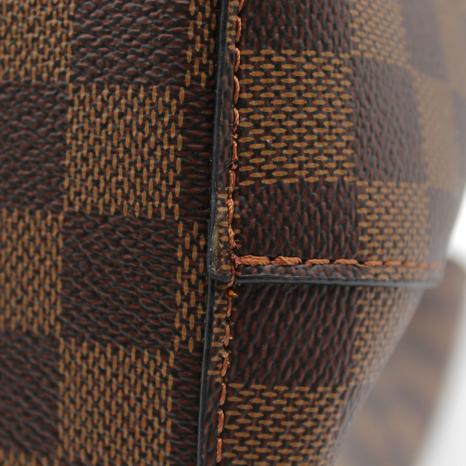 Neonoe MM Damier Shoulder Bag