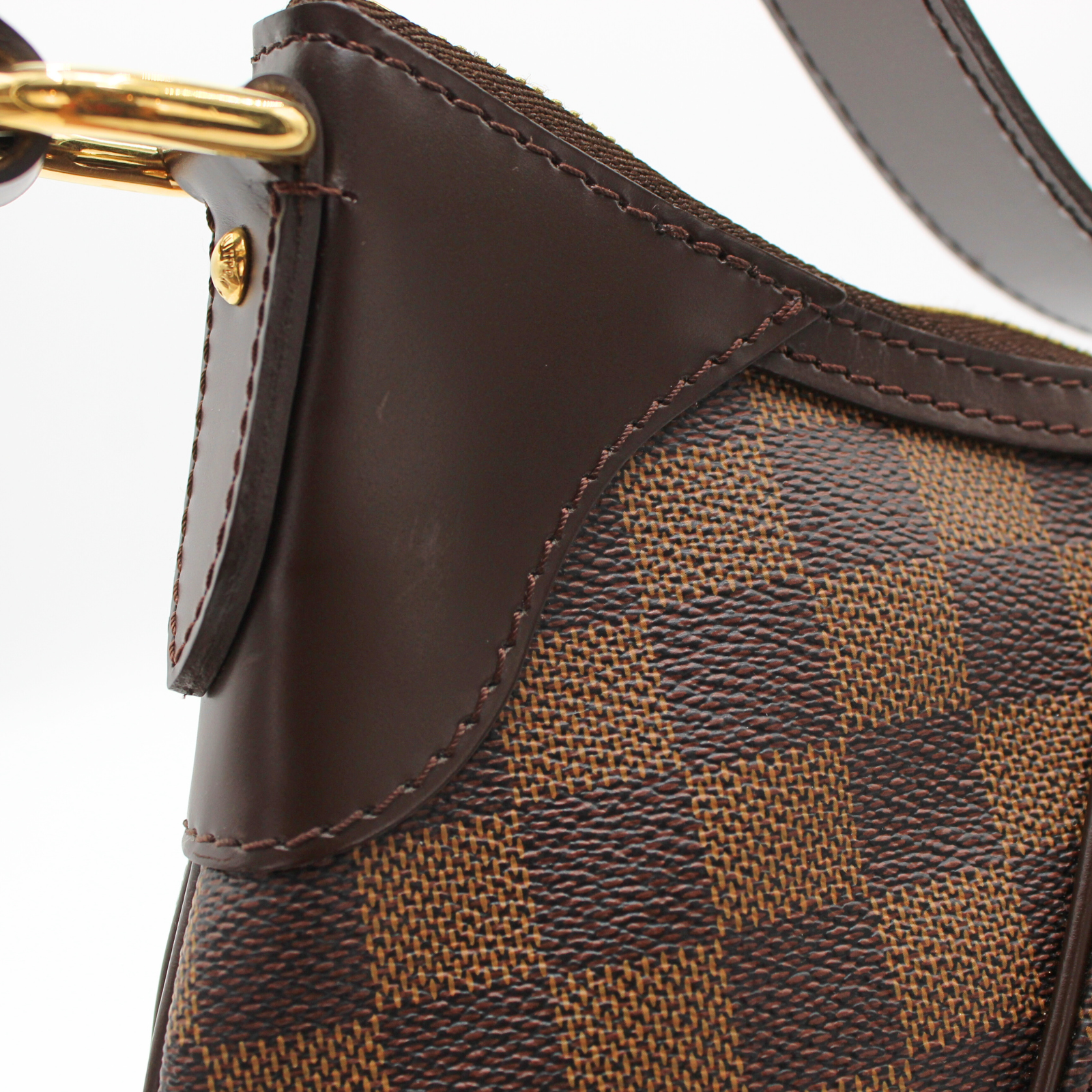 Thames GM Damier Shoulder Bag