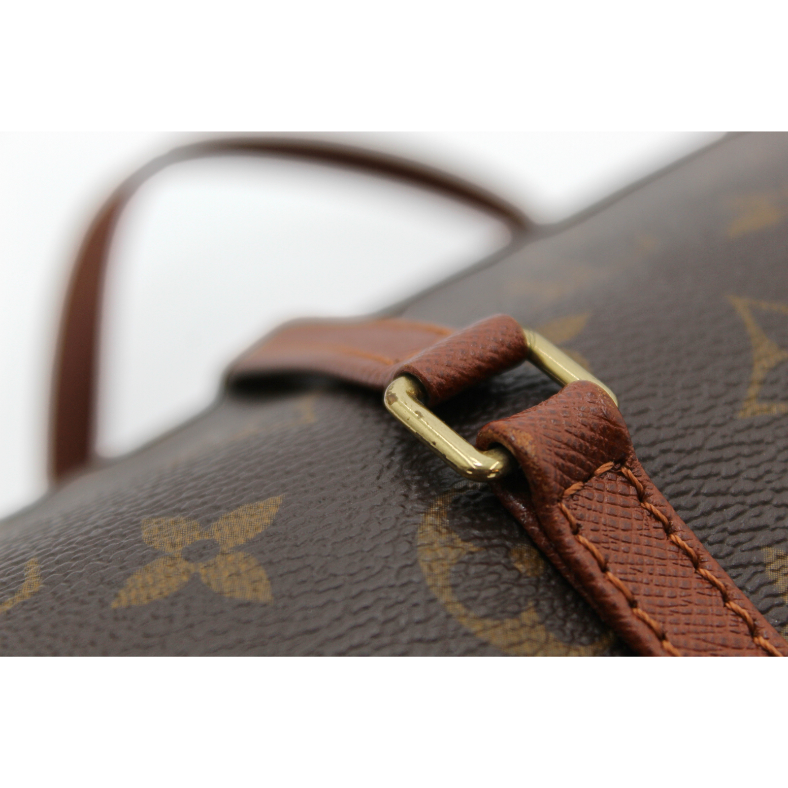 Papillon 26 Monogram Hand Bag