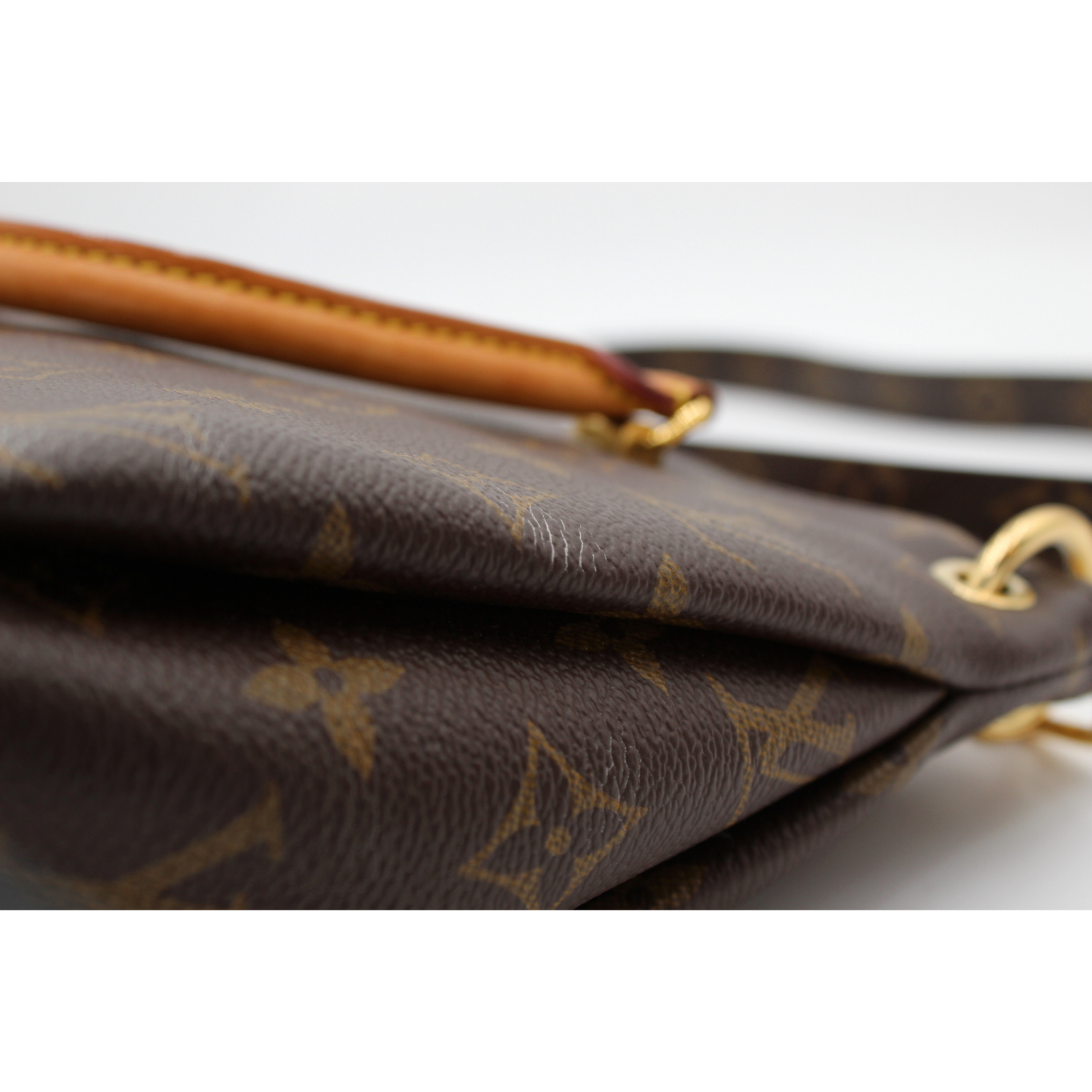 Pallas BB Monogram Hand Bag