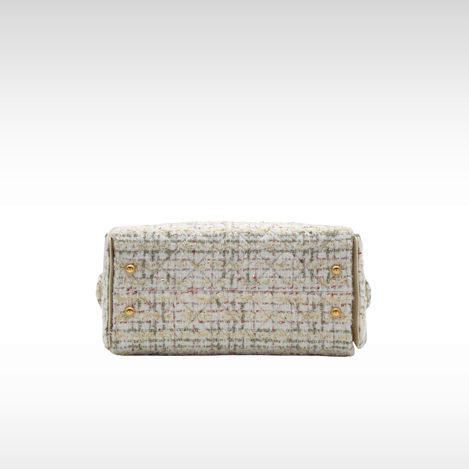 CHANEL 25 Small Tweed White Shoulder Bag