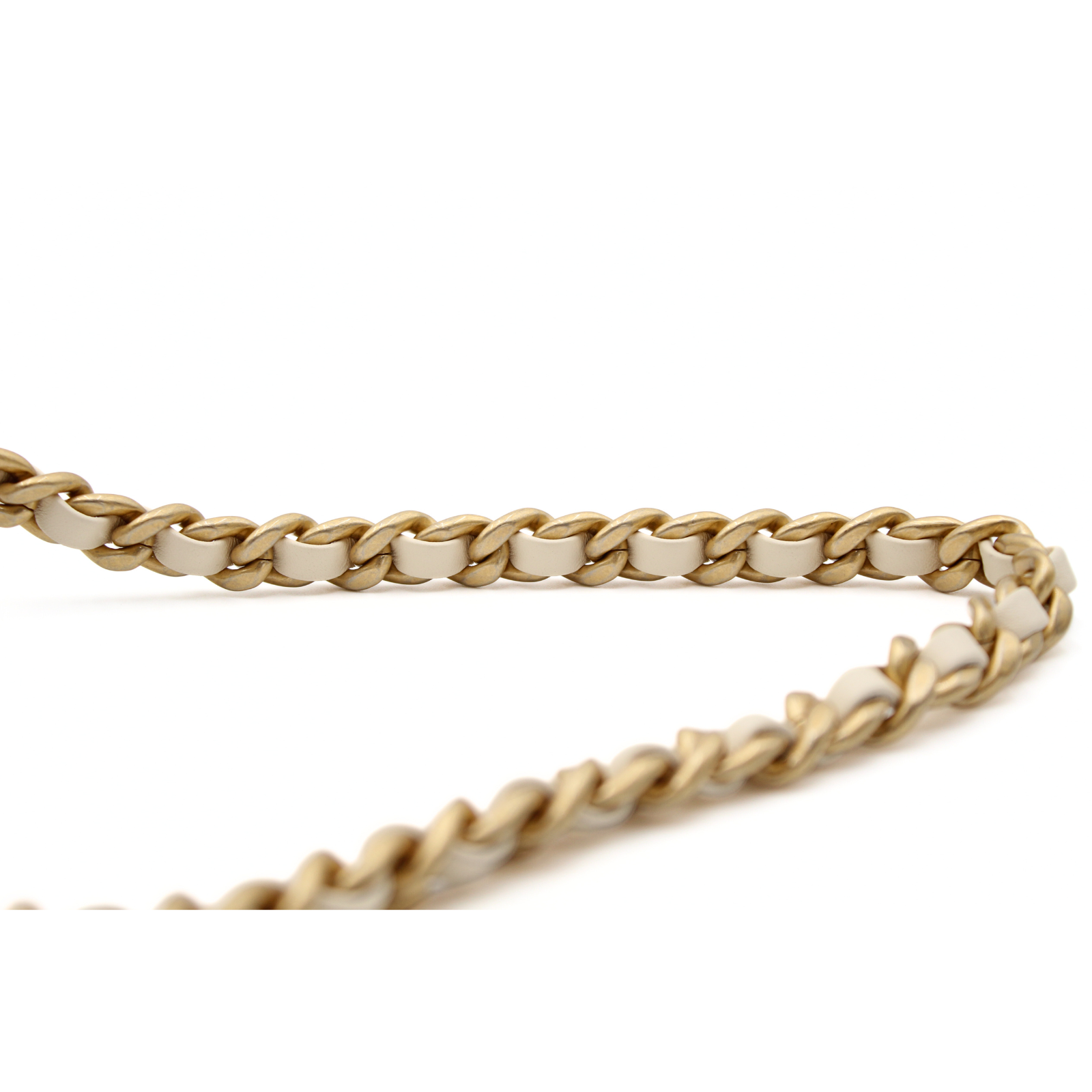 CHANEL 25 Small Tweed White Shoulder Bag