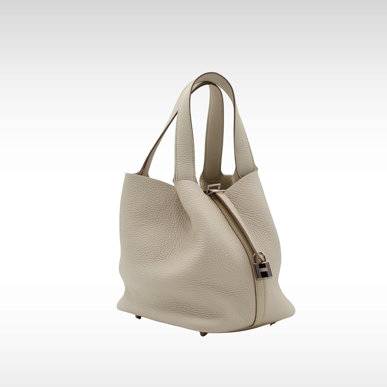 Picotin Lock 22 Taurillon Clemence Beton Hand Bag